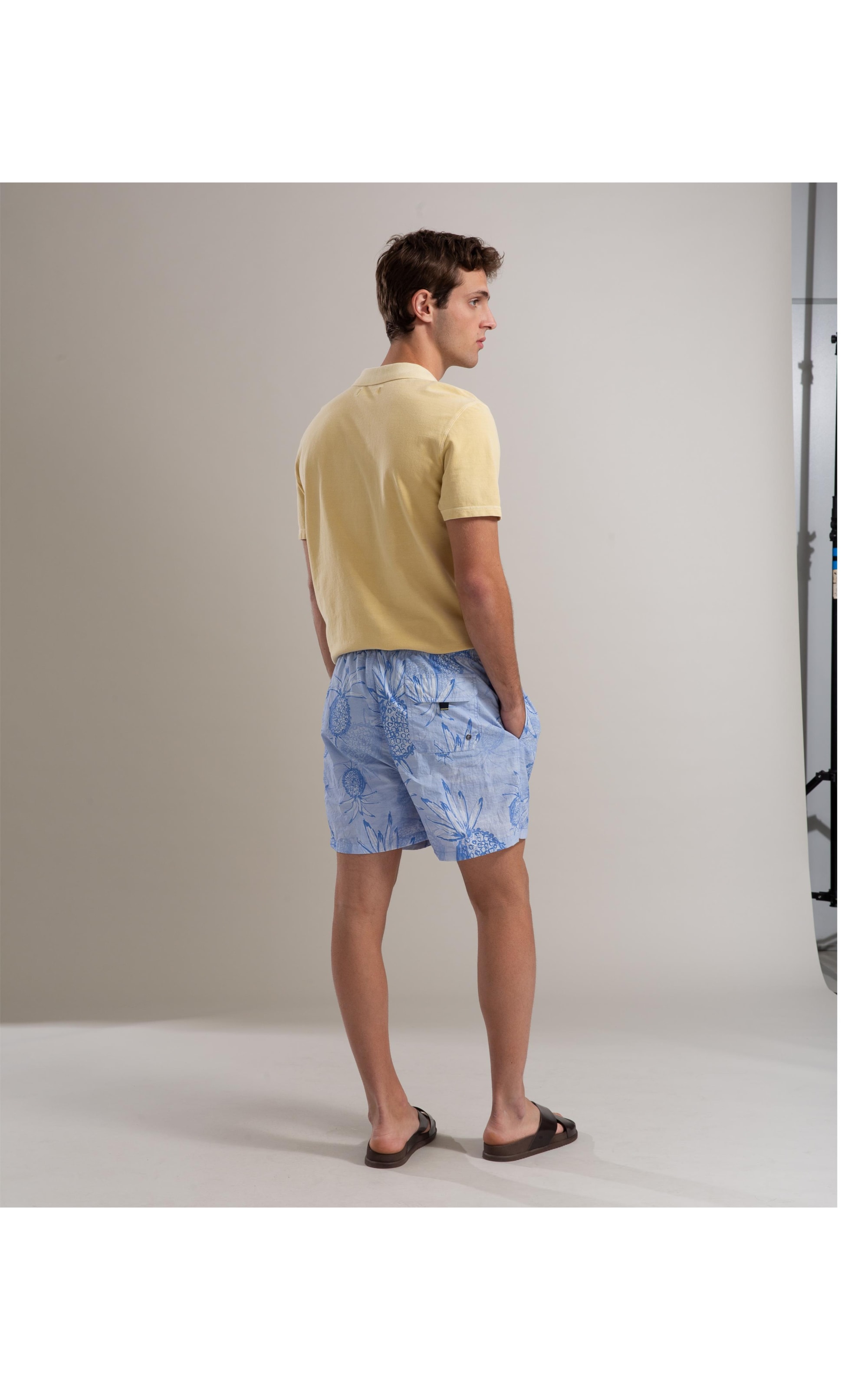 Beach Short Abacaxis Regular Azul Pervante