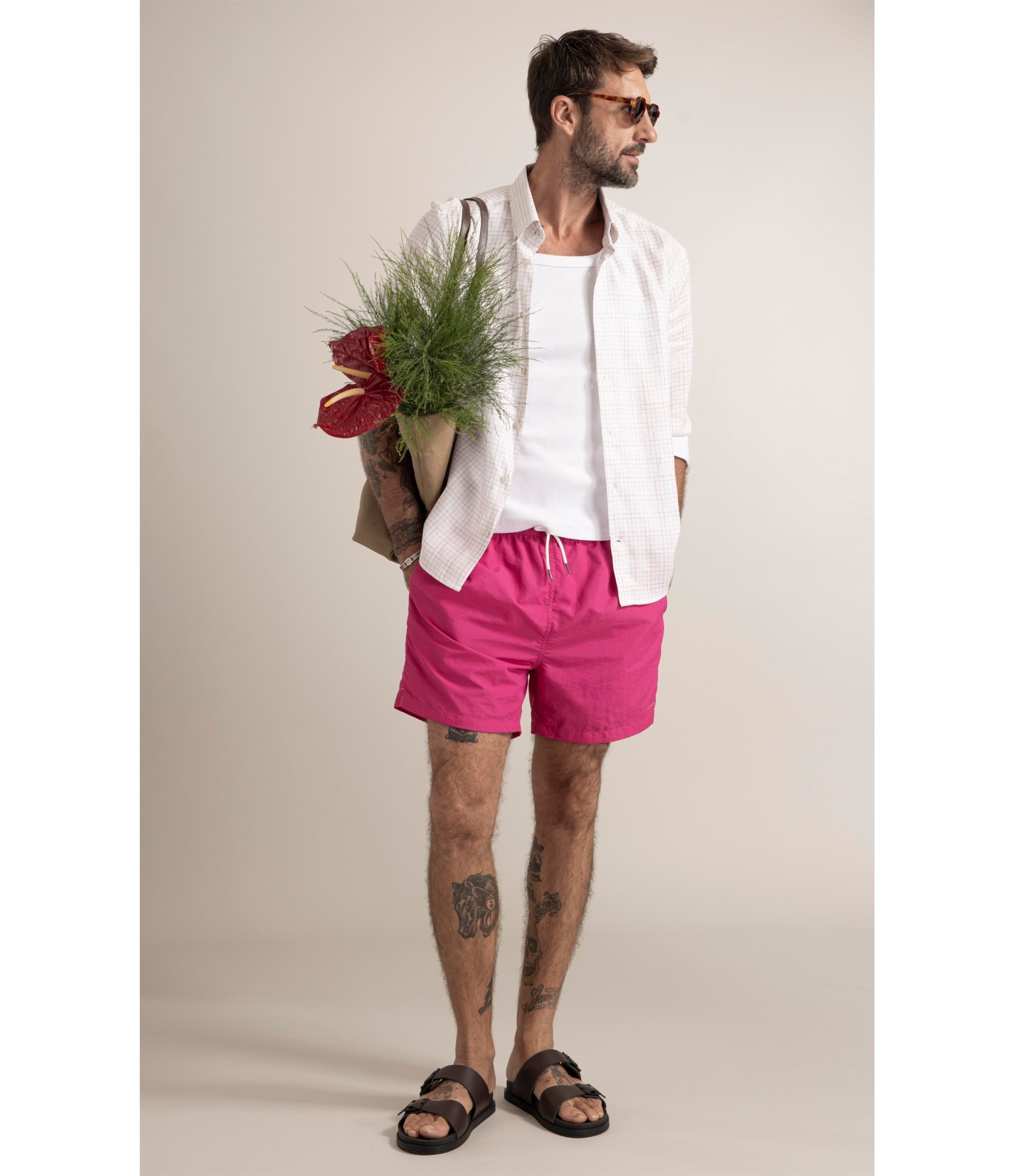 Beach Short Basic Regular Solid Pink