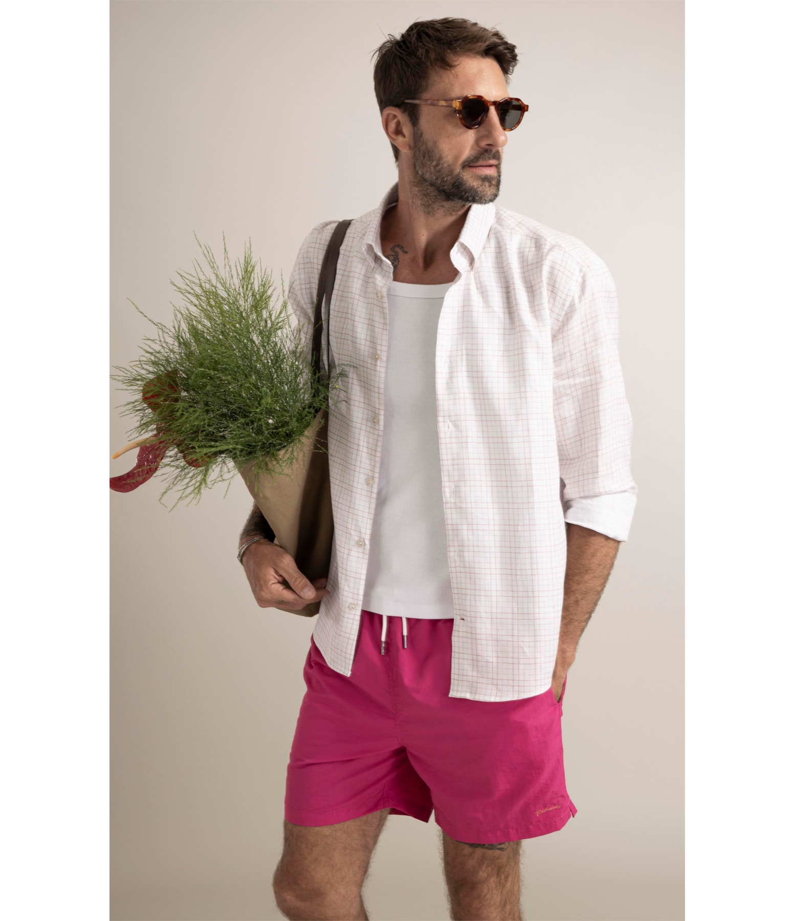 Beach Short Basic Regular Solid Pink