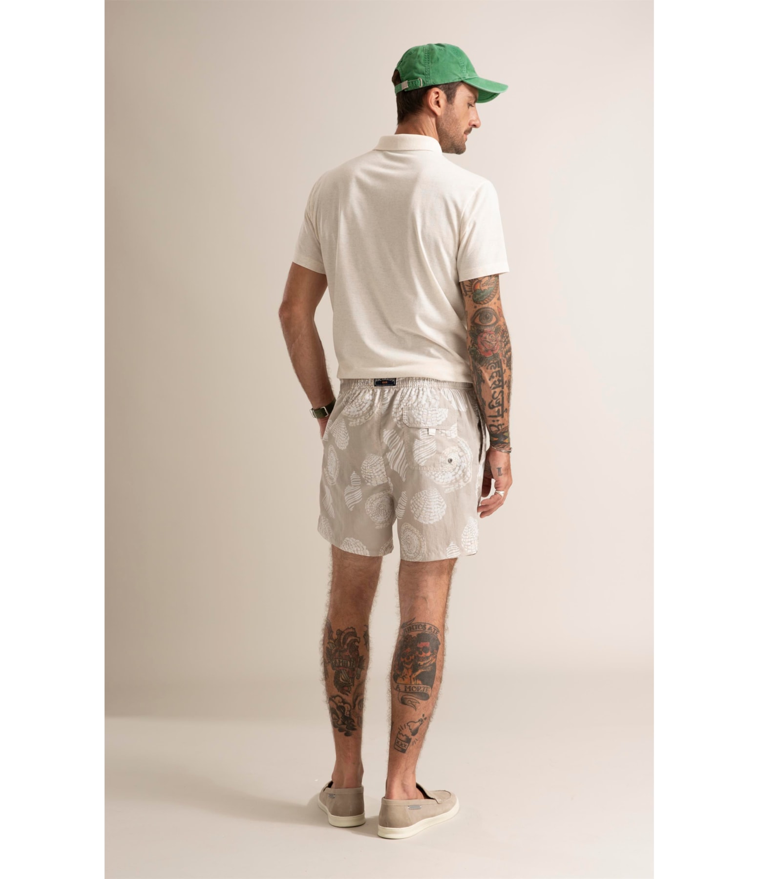 Beach Short Batik Shell Caqui