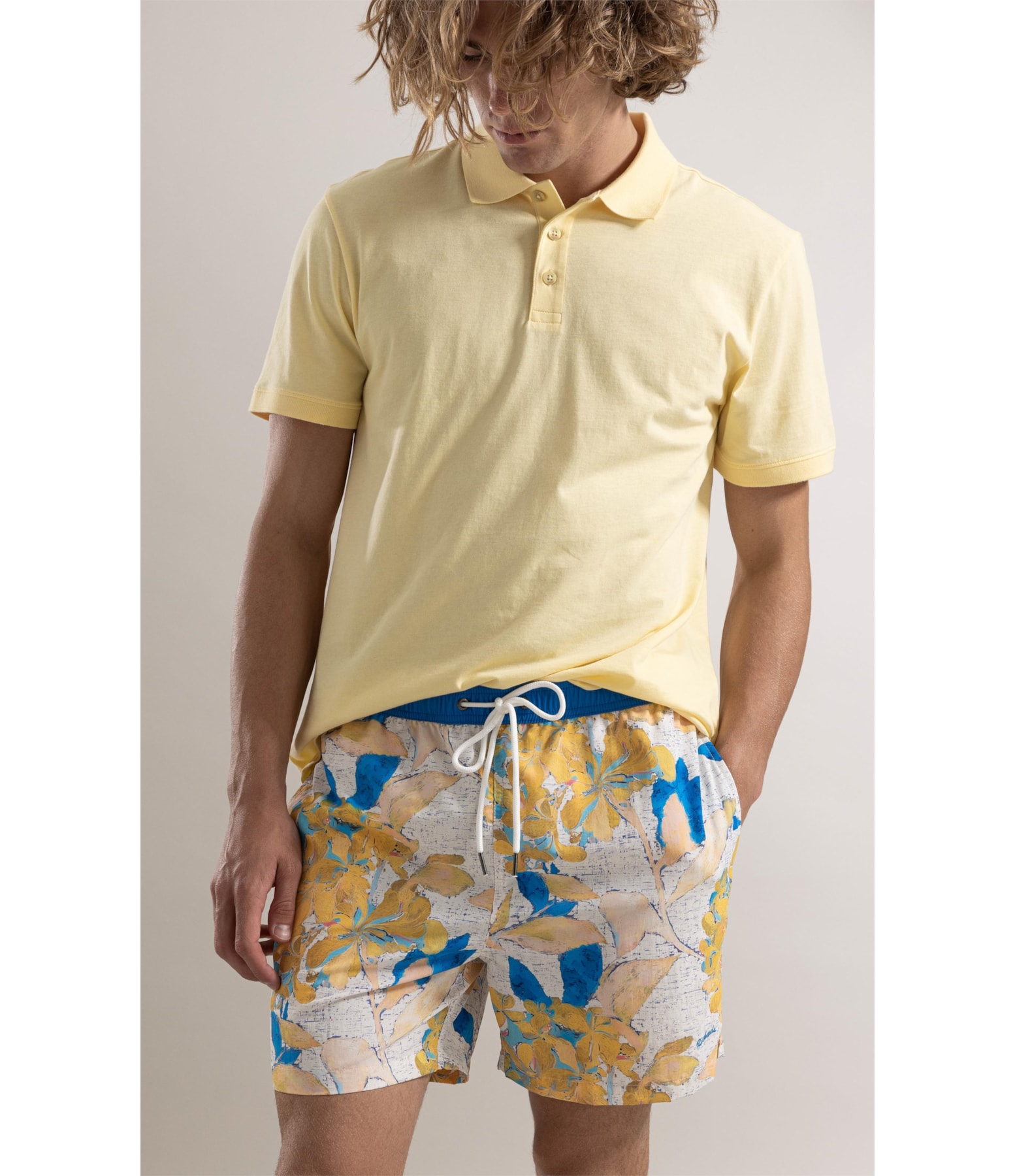 Beach Short Claude Regular Amarelo