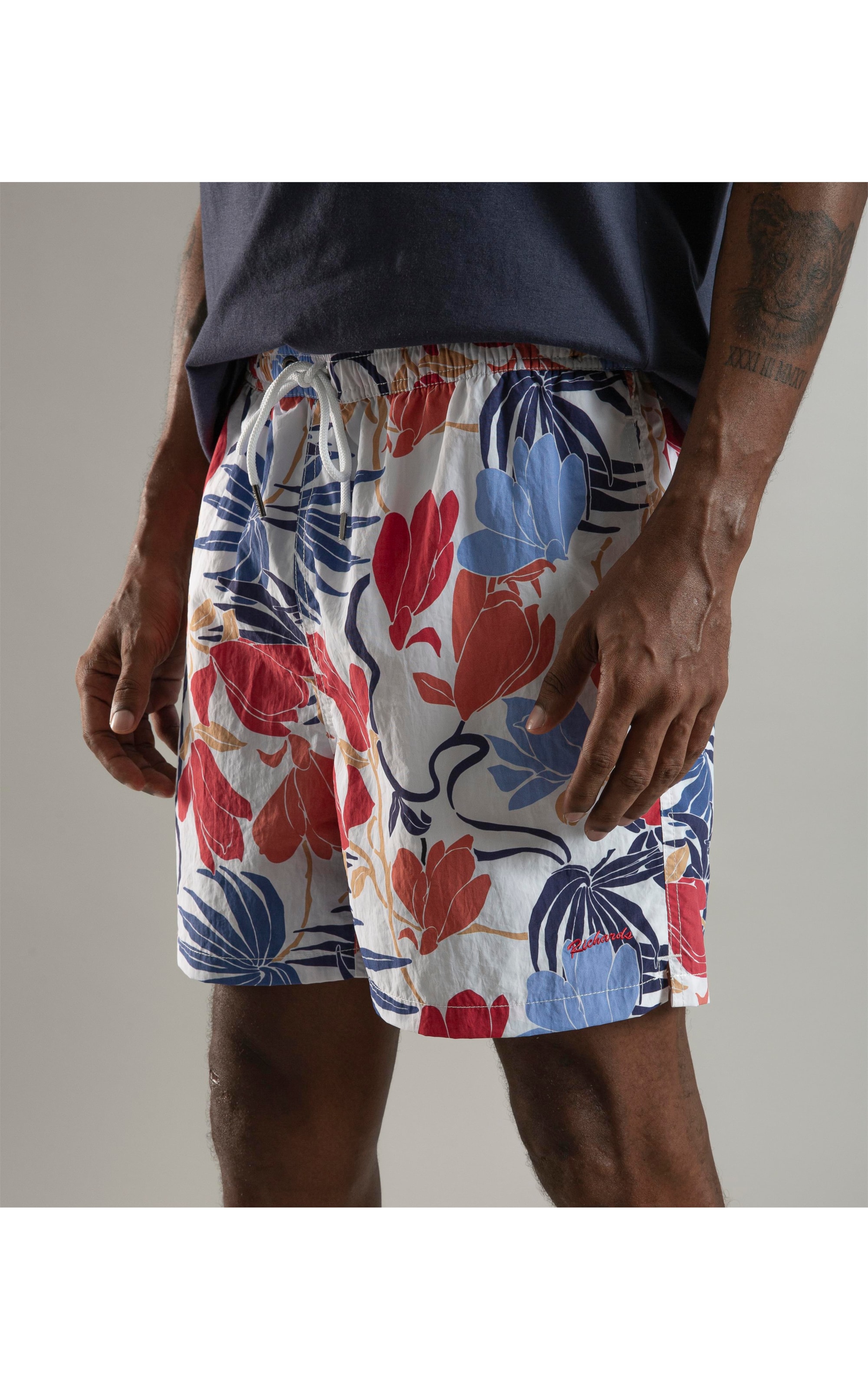 Beach Short Flowery Regular Branco