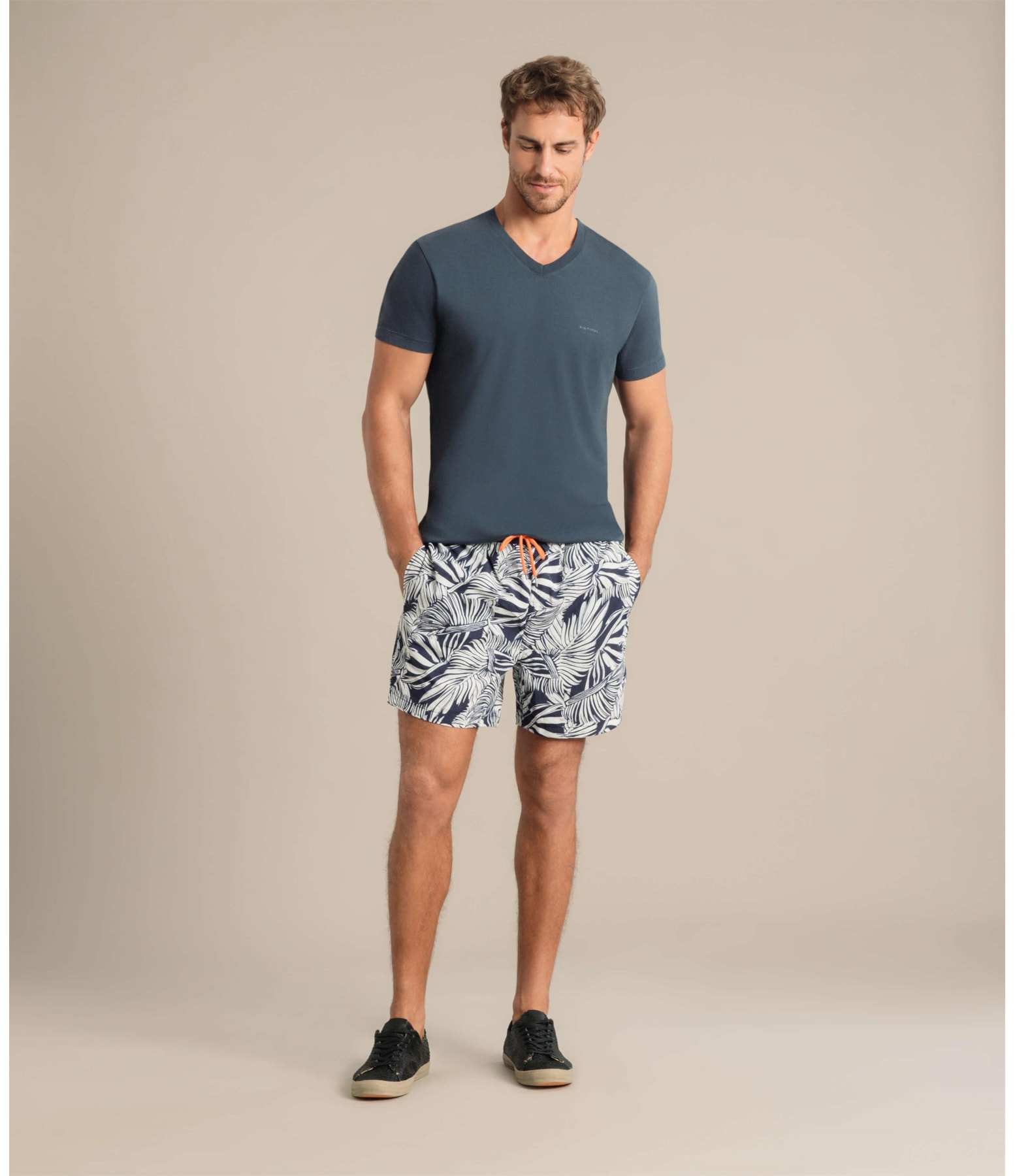 Beach Short Folhas Grey Regular Marinho