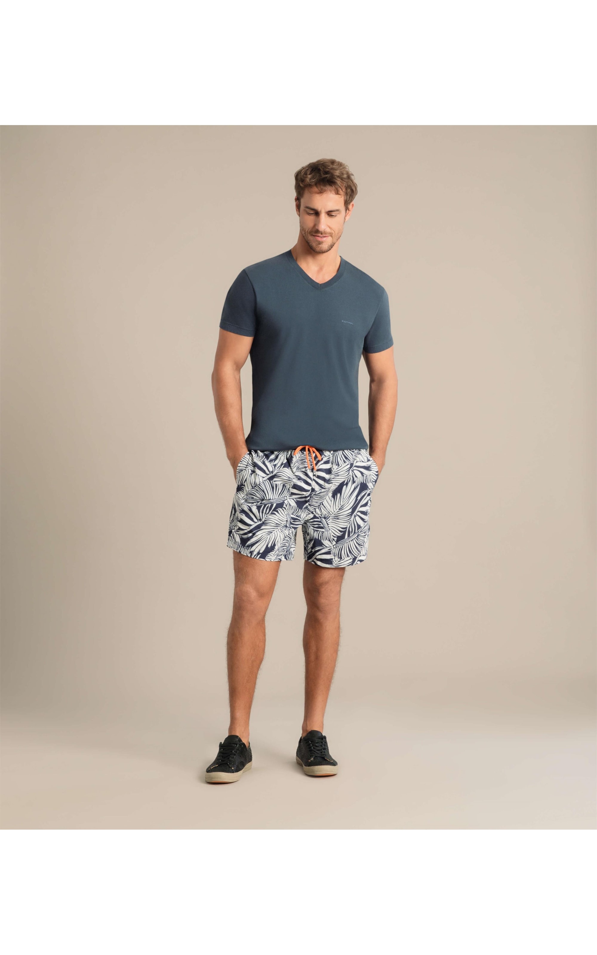 Beach Short Folhas Grey Regular Marinho