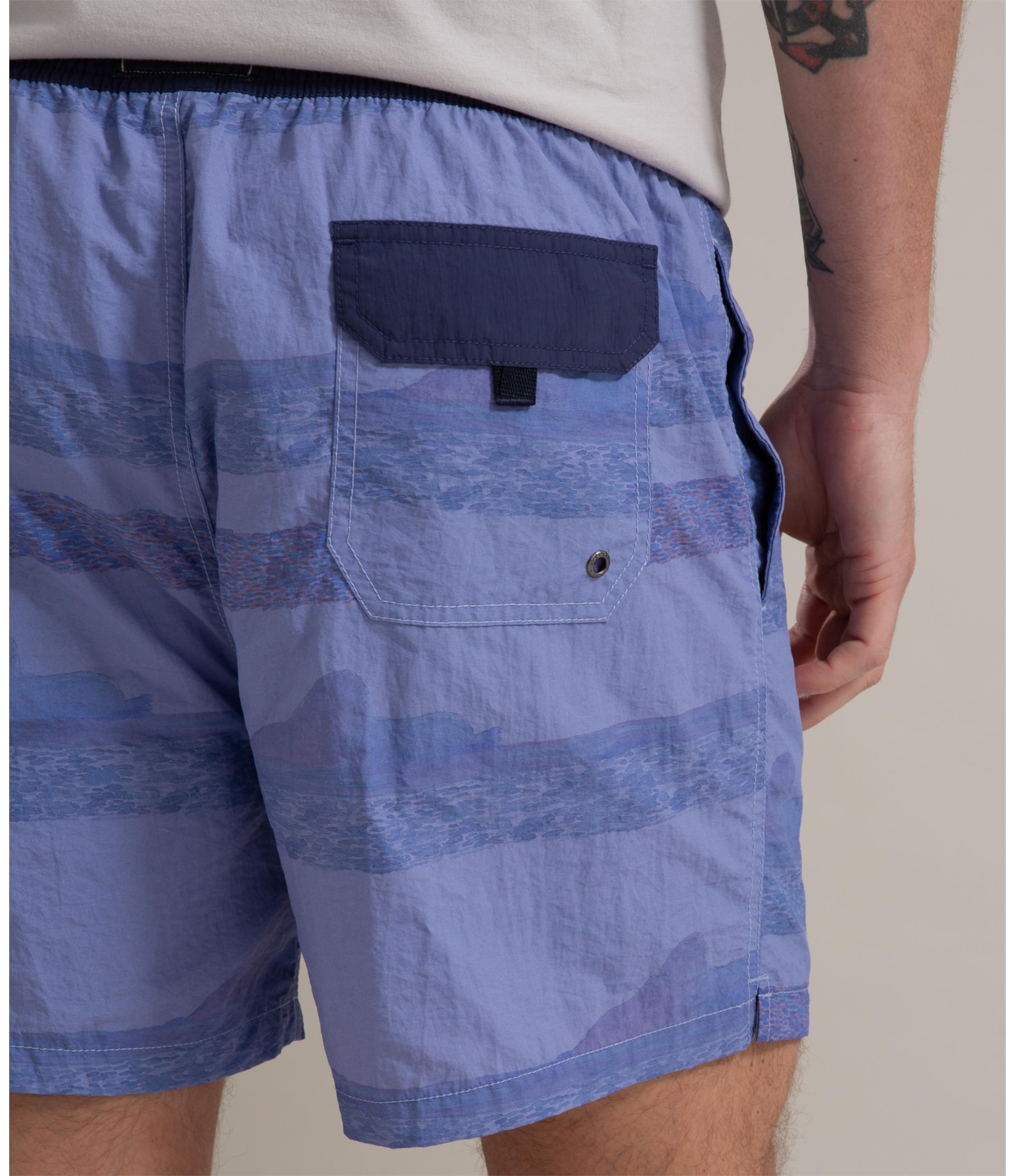 Beach Short Listrado Irmaos Regular Hortencia