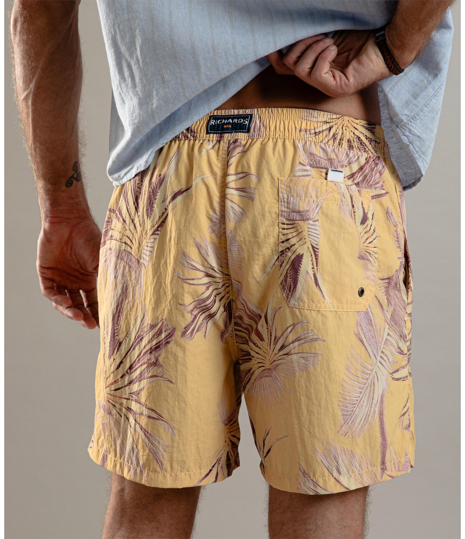 Beach Short Poisoned Regular Amarelo