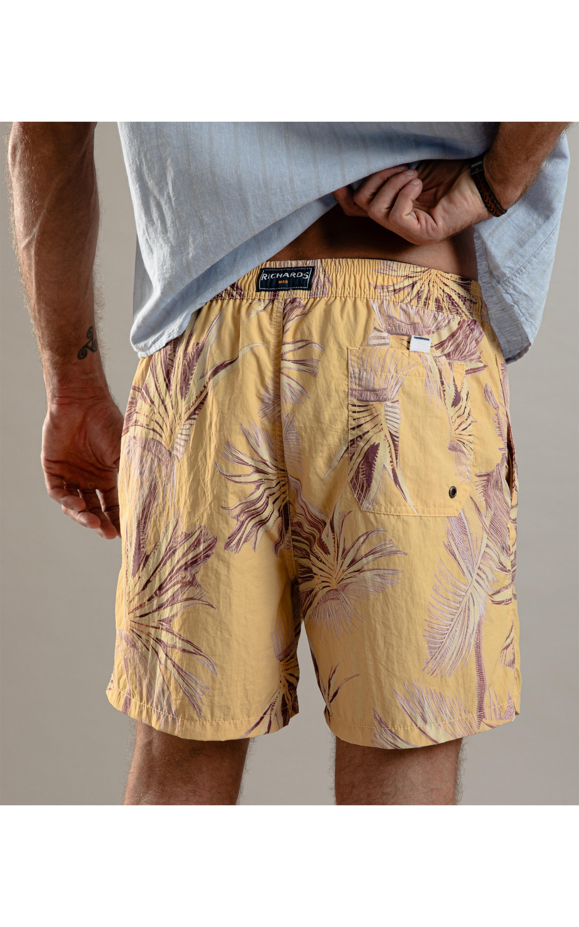 Beach Short Poisoned Regular Amarelo