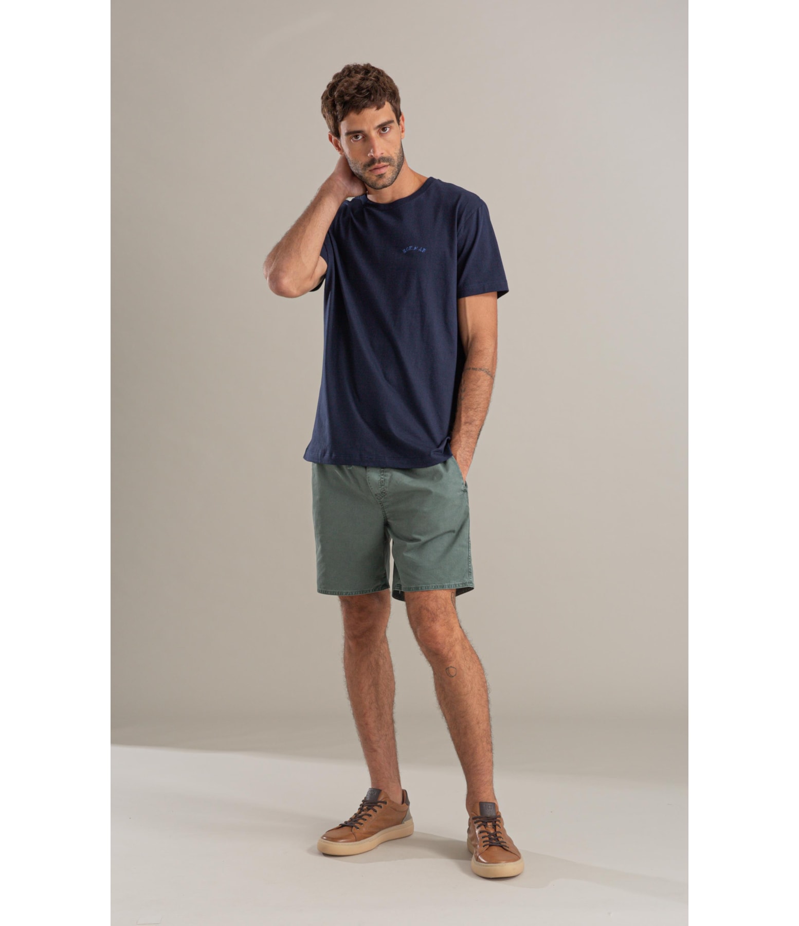 Bermuda Aloha Color Twill Verde Army