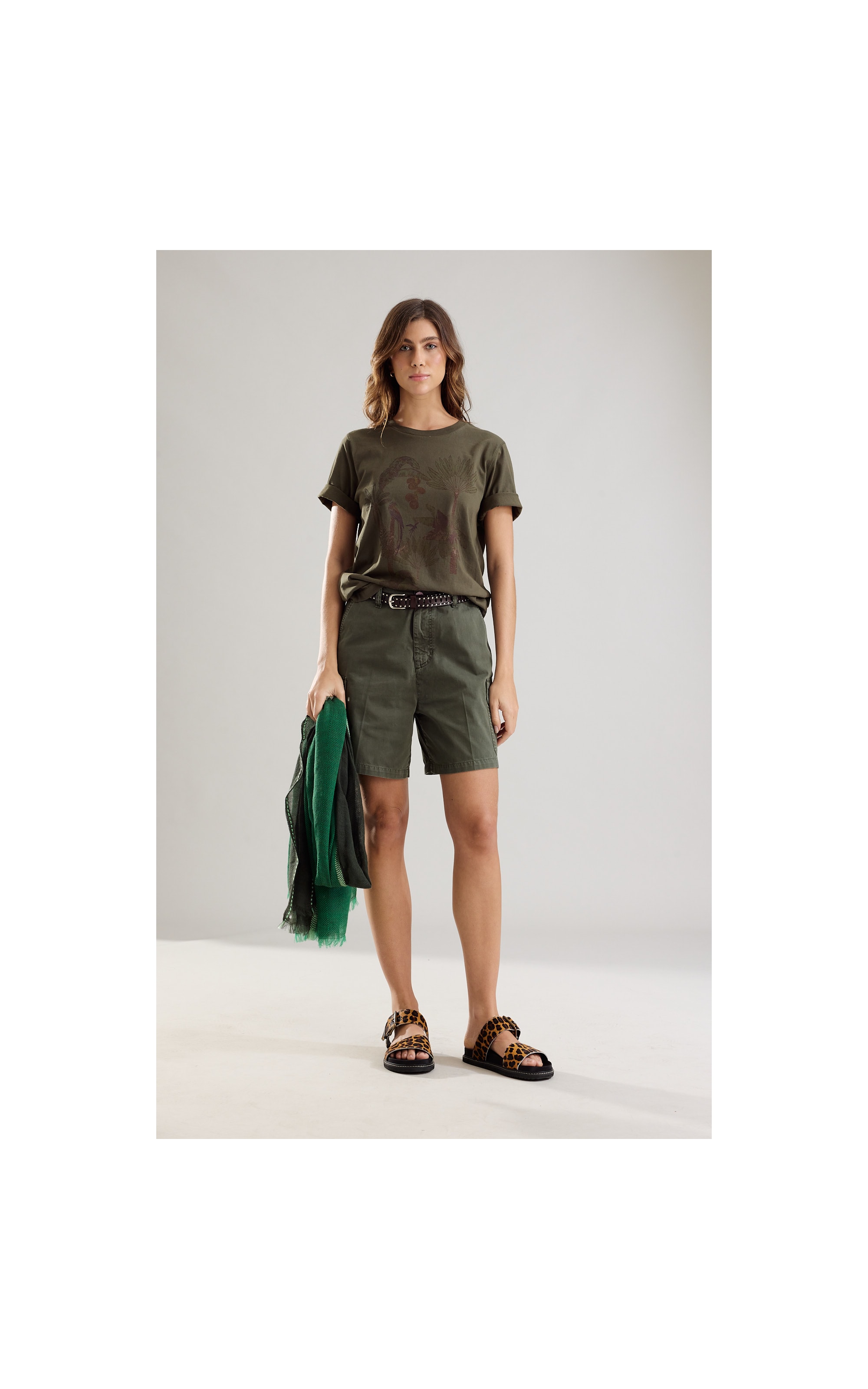 Bermuda Cargo Color Twill Verde Escuro