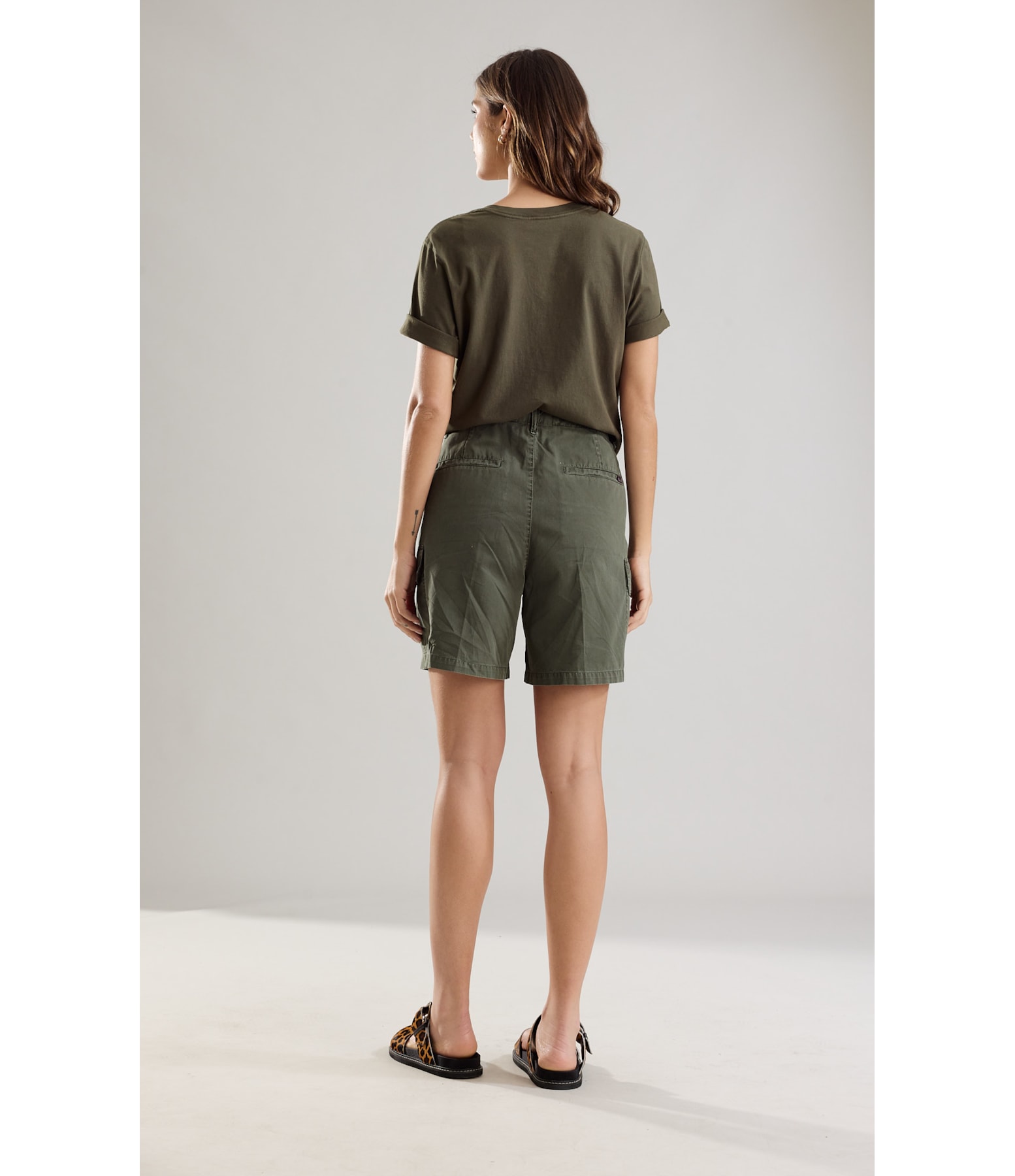 Bermuda Cargo Color Twill Verde Escuro