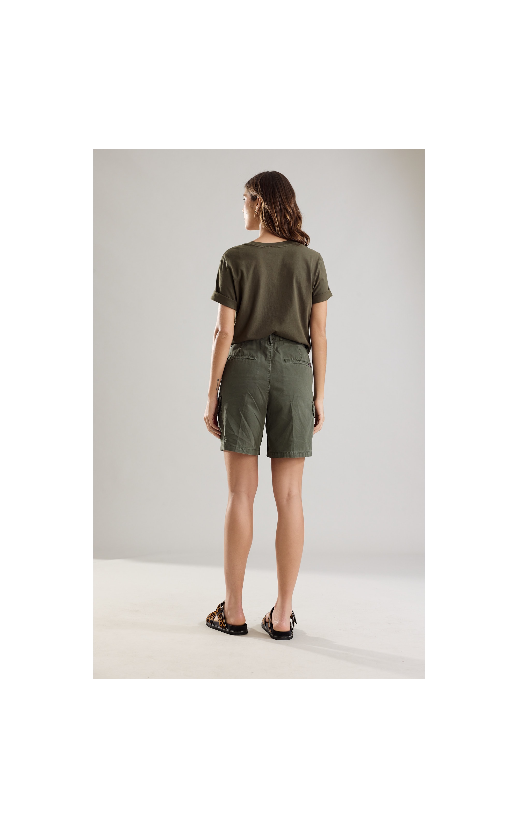 Bermuda Cargo Color Twill Verde Escuro
