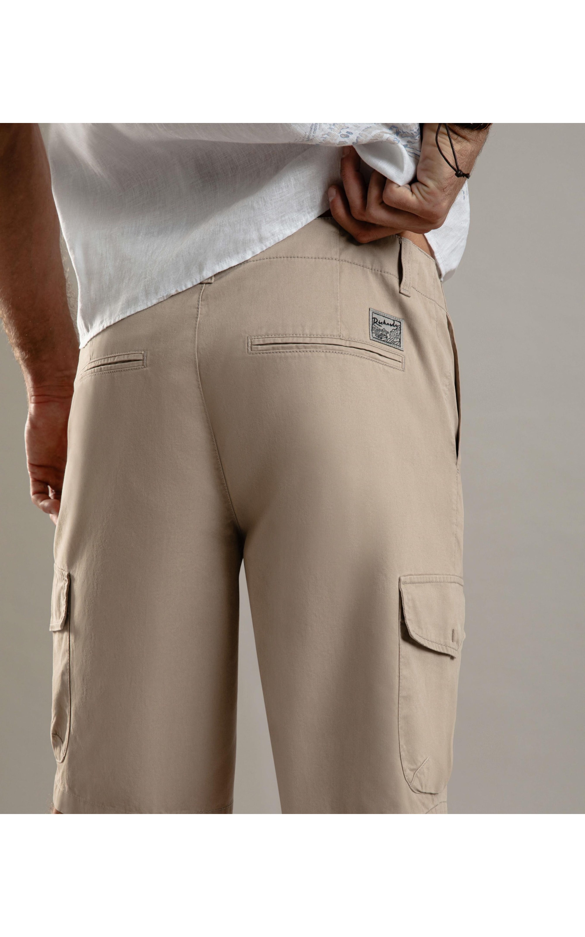 Bermuda Cargo Con Husk