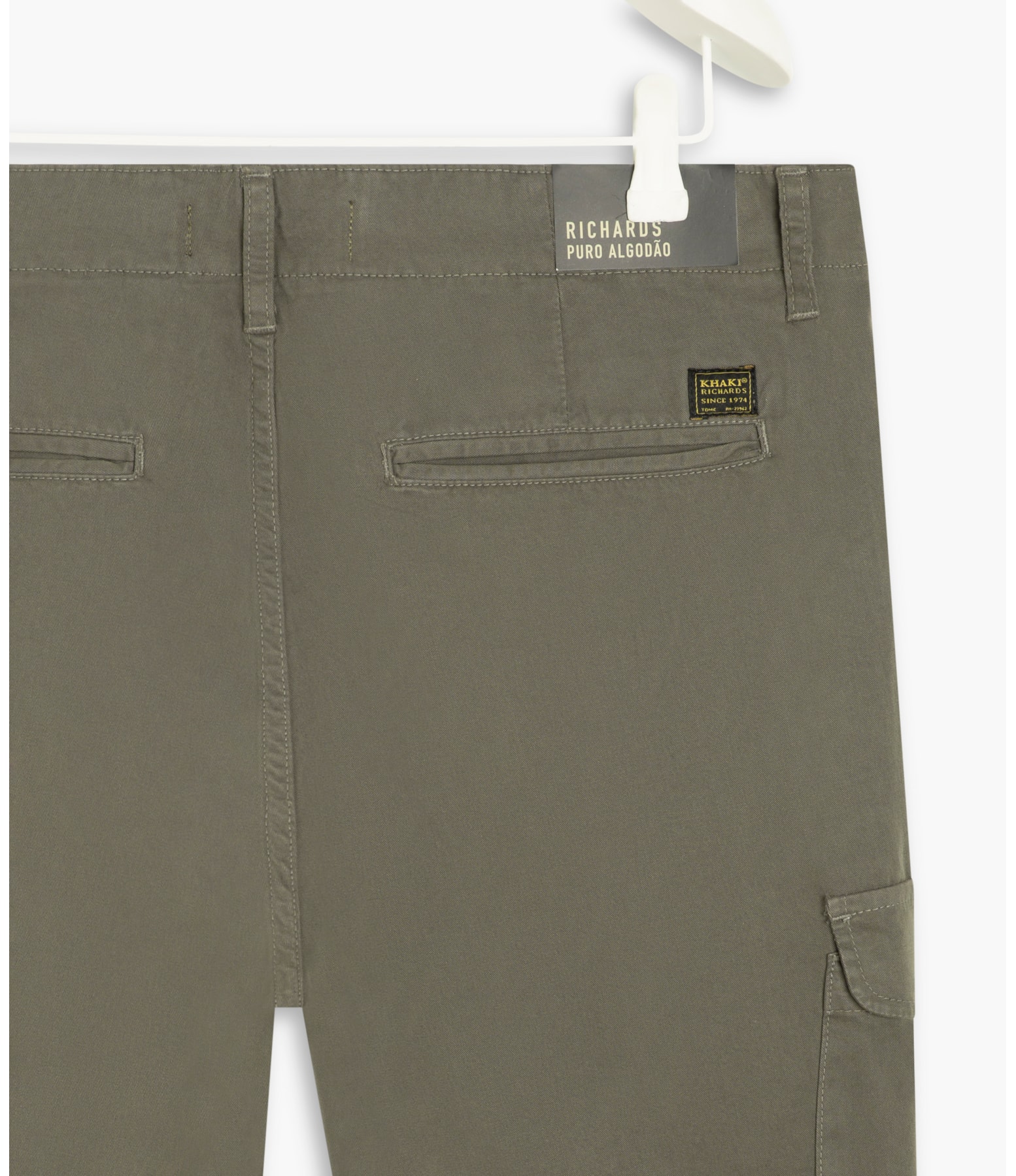 Bermuda Cargo Con Verde Escuro