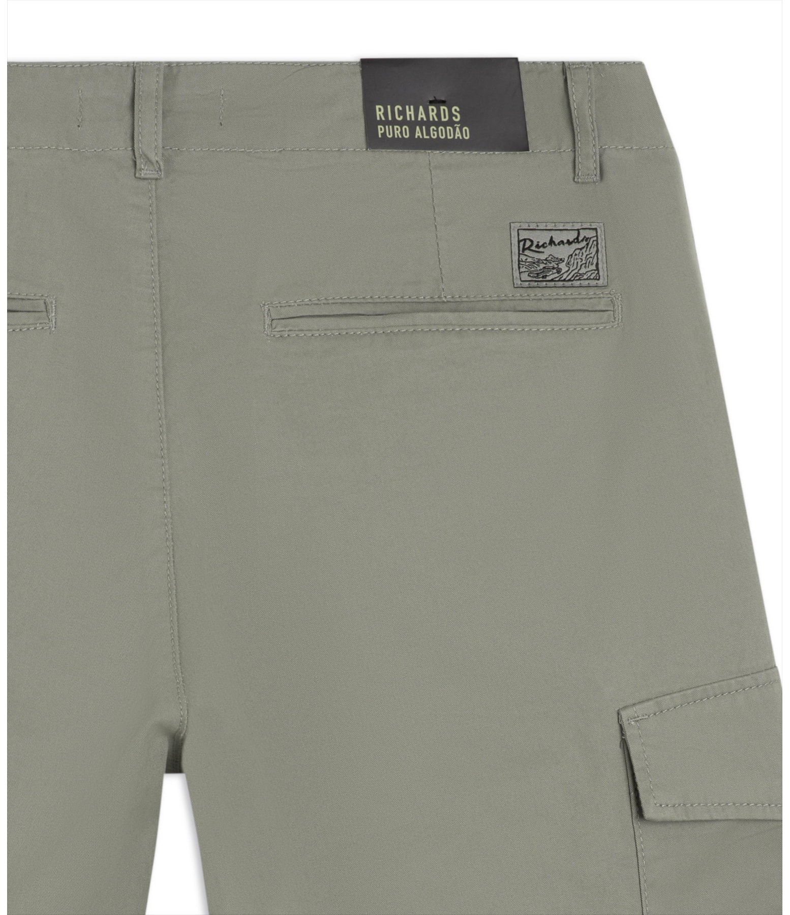Bermuda Cargo Con Verde Escuro