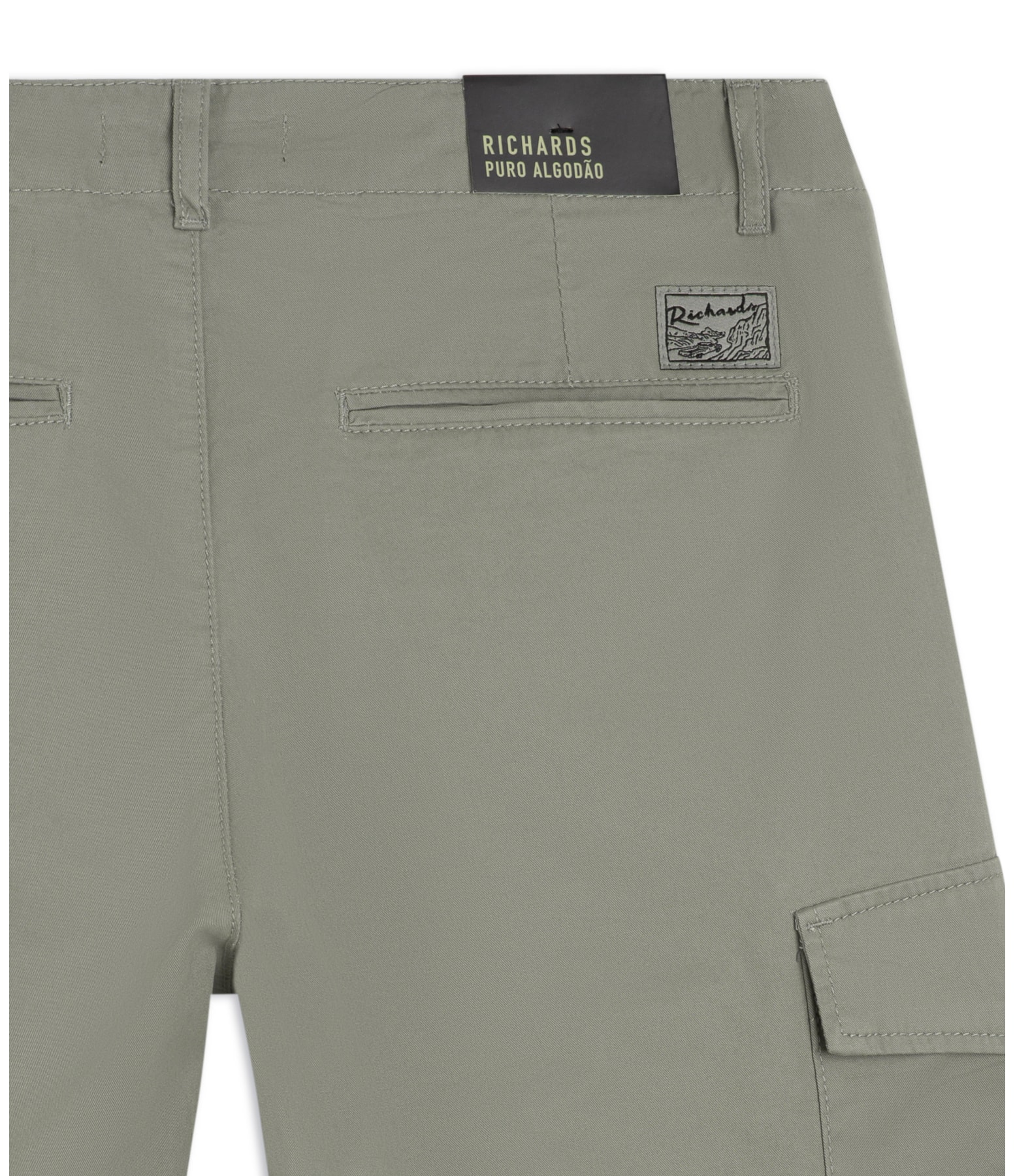 Bermuda Cargo Con Verde Escuro