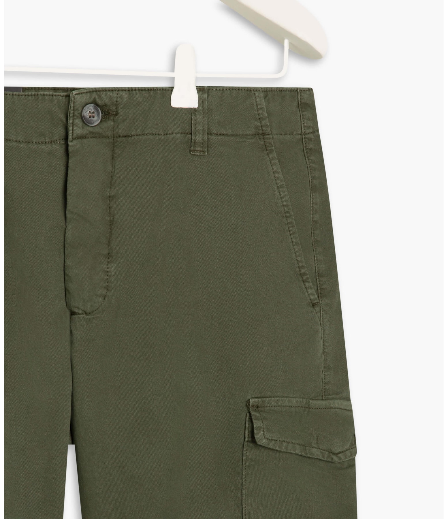 Bermuda Cargo Con Verde Escuro