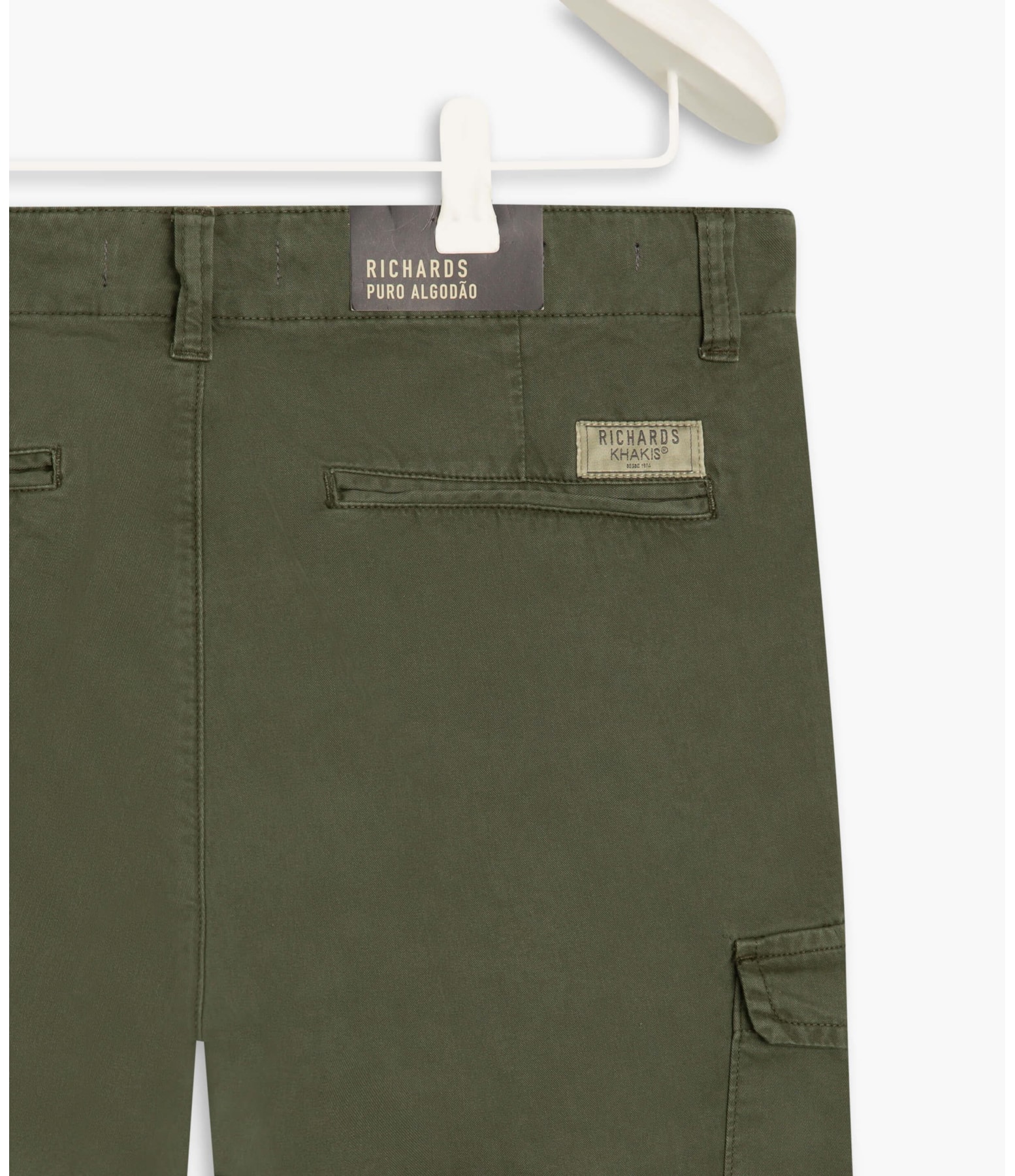 Bermuda Cargo Con Verde Escuro
