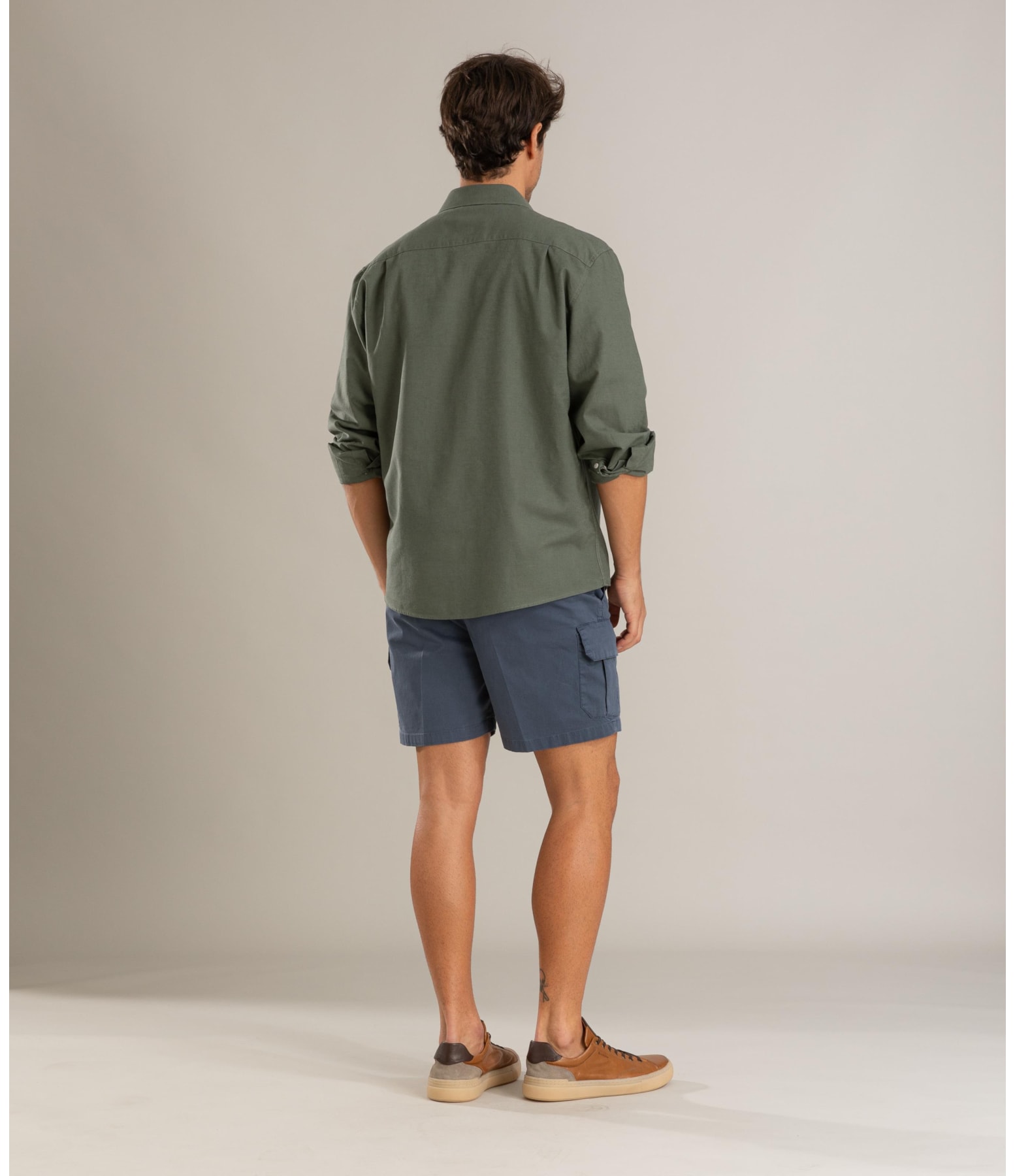 Bermuda Cargo Hawaii Azul Carbono