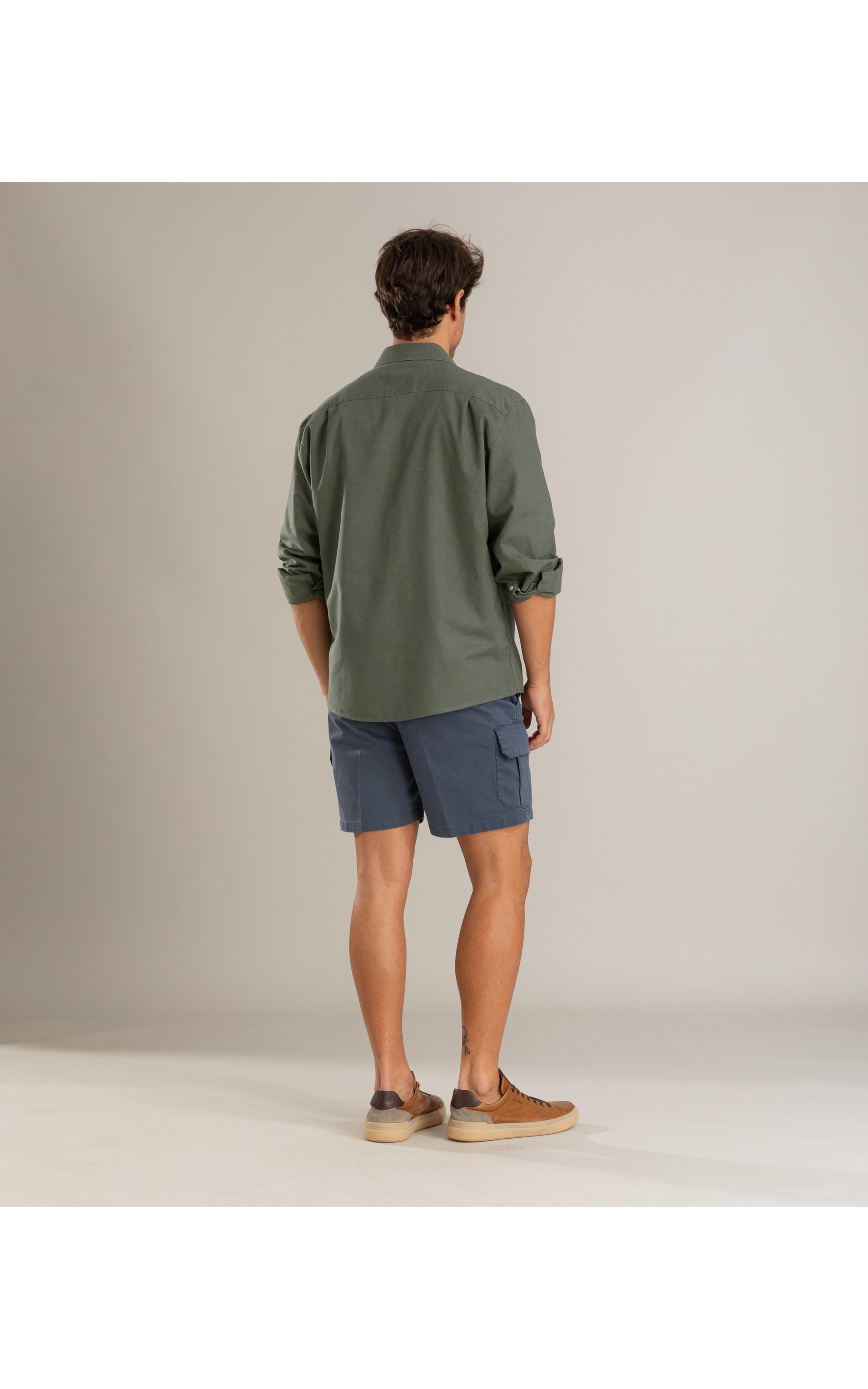 Bermuda Cargo Hawaii Azul Carbono