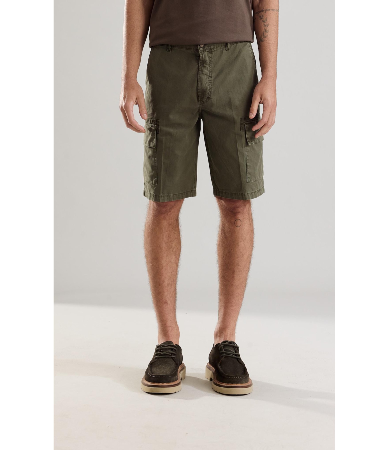 Bermuda Cargo Liverpool Verde Escuro