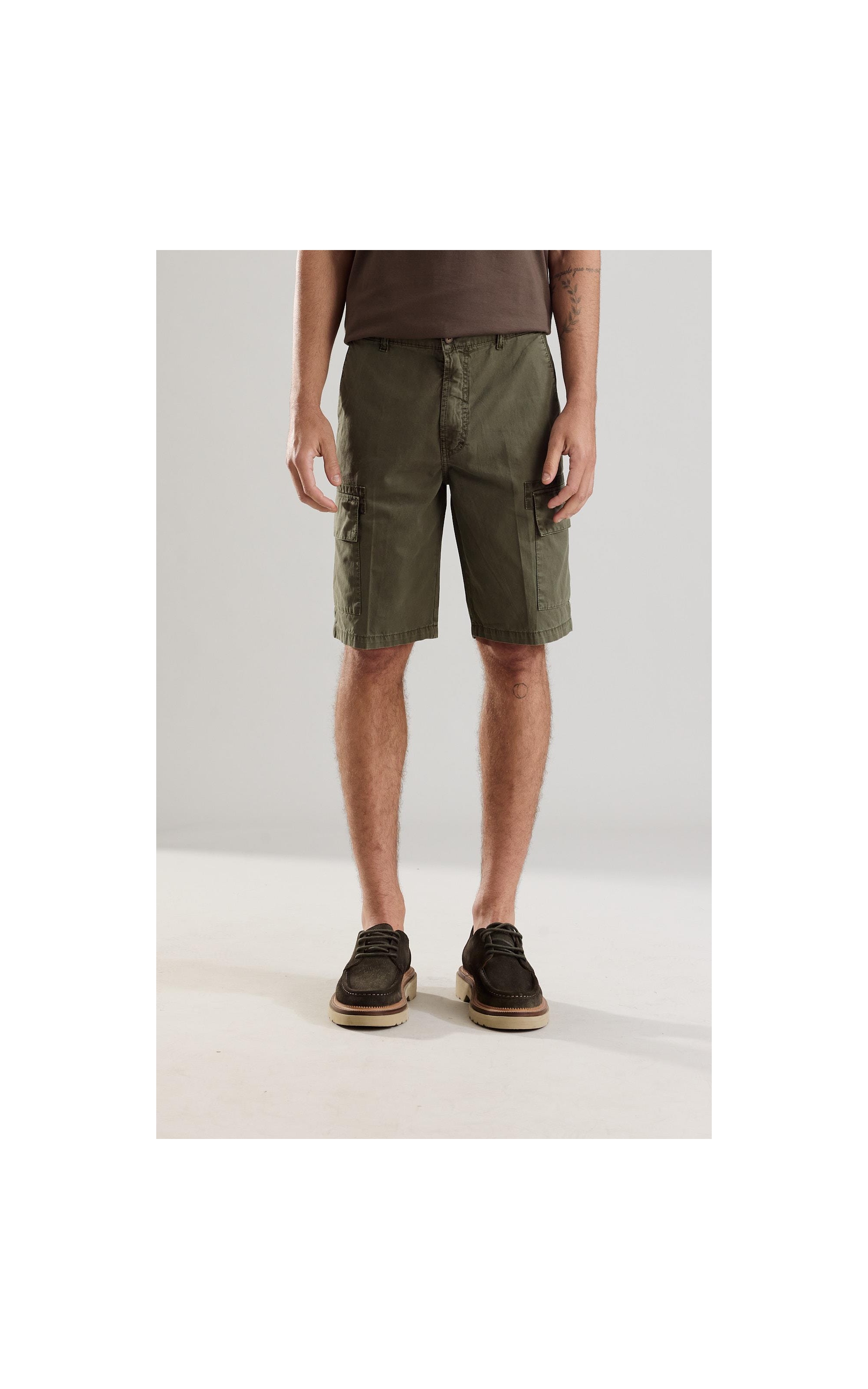 Bermuda Cargo Liverpool Verde Escuro