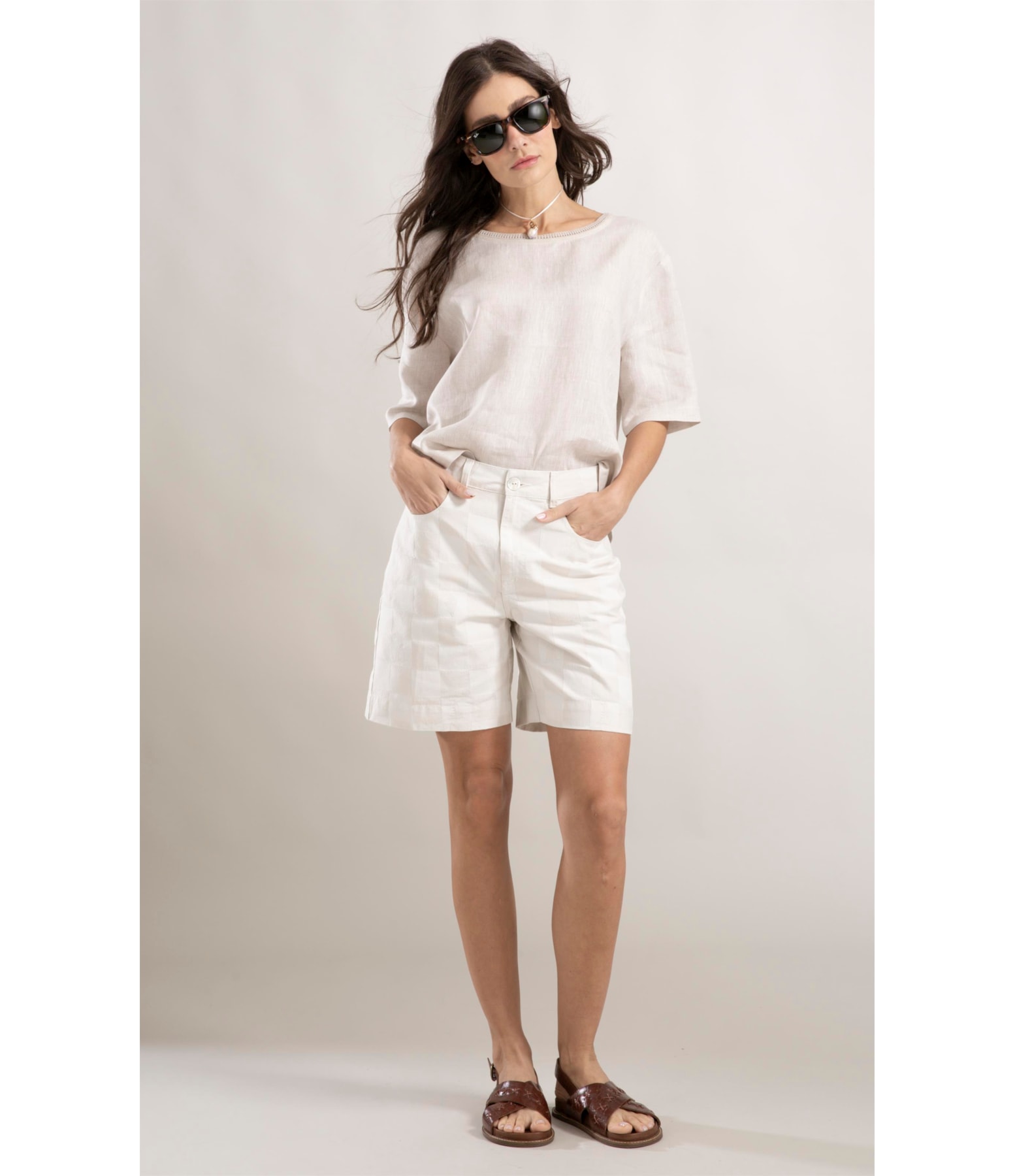 Bermuda Checkers Jacquard Off White
