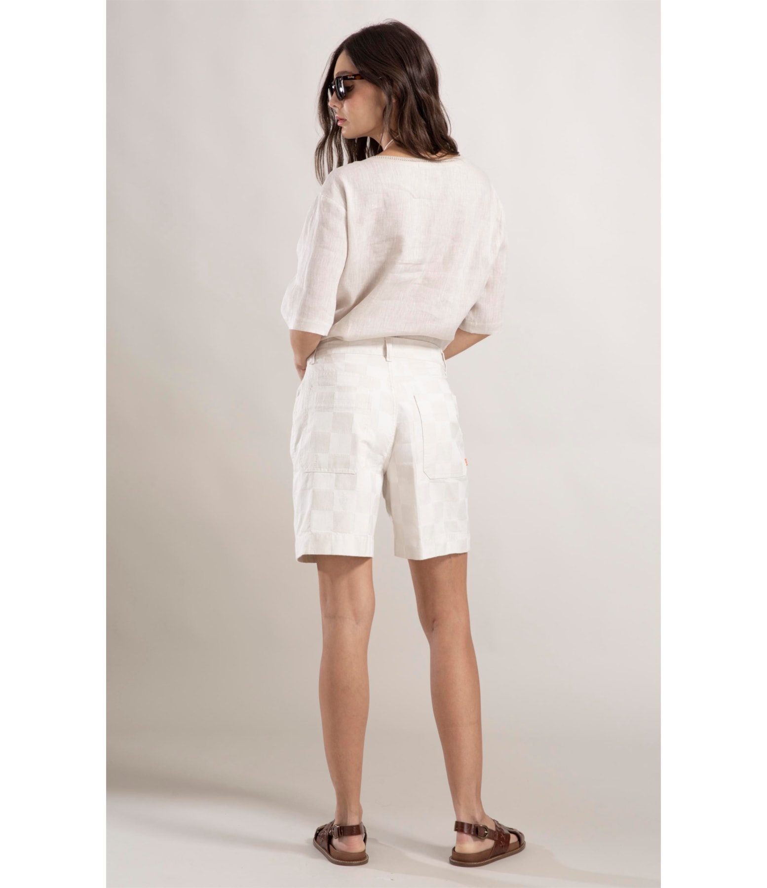 Bermuda Checkers Jacquard Off White