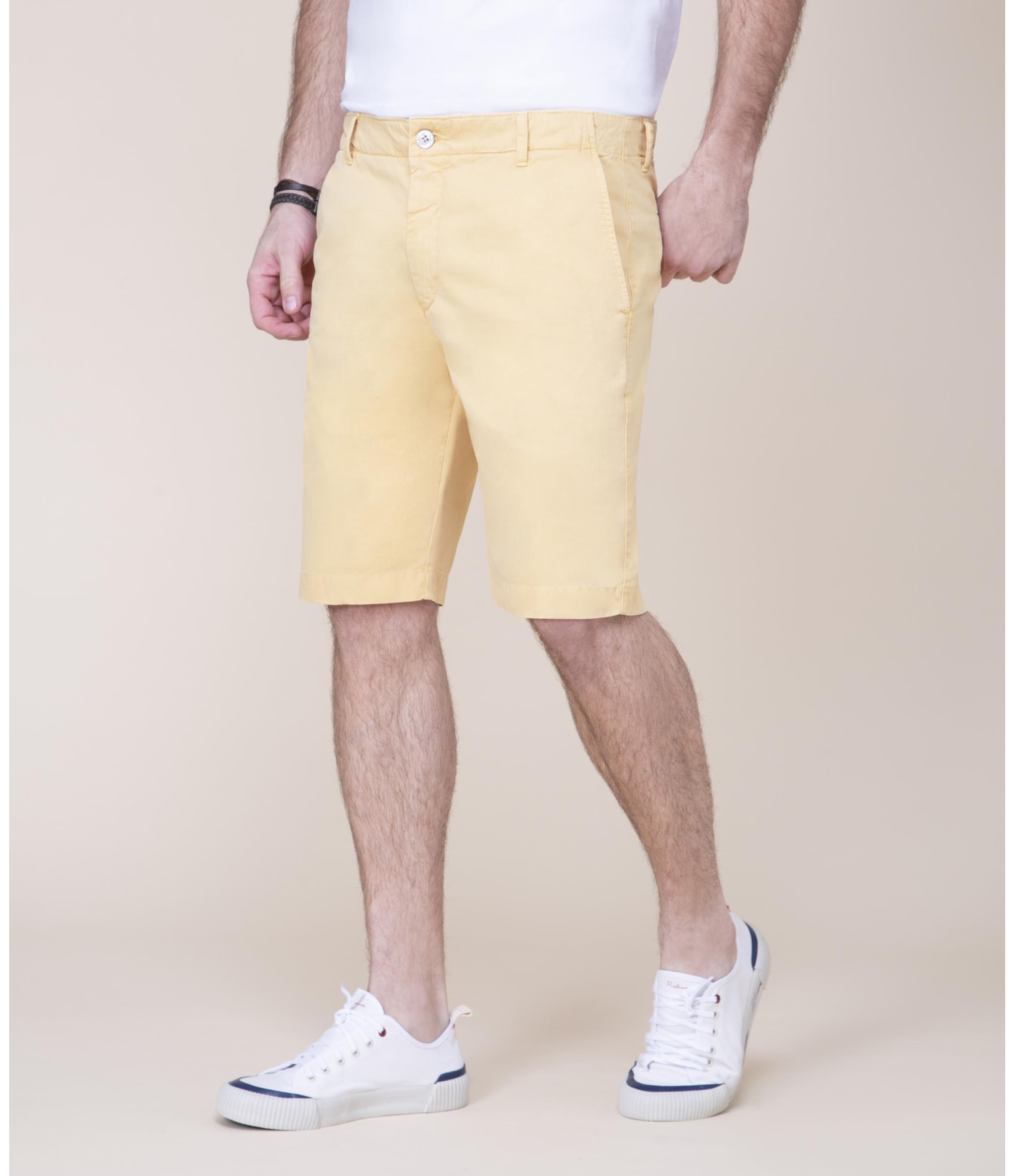 Bermuda Chino Amarelo Claro _V22