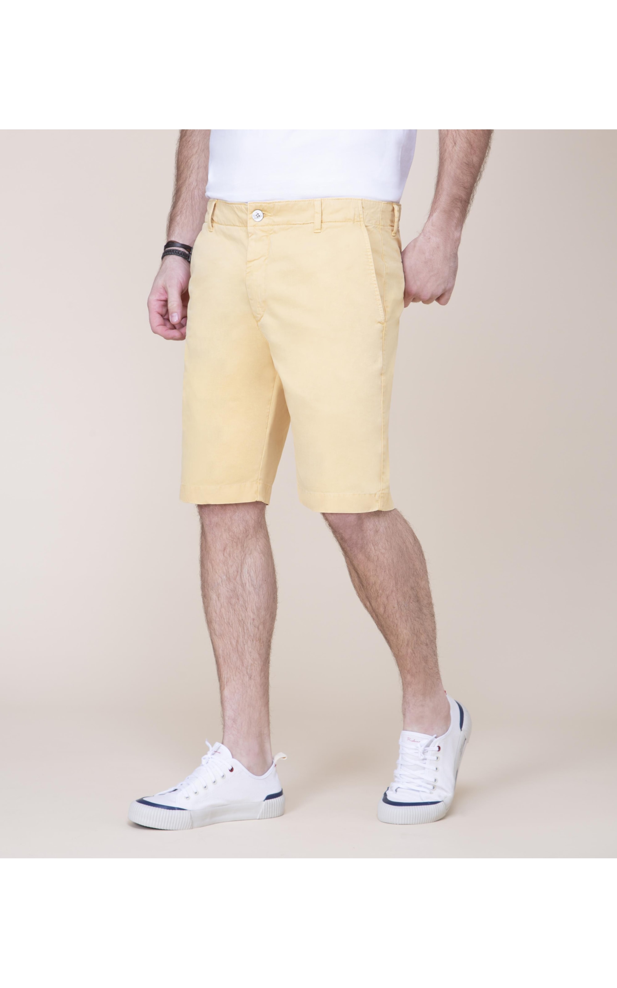Bermuda Chino Amarelo Claro _V22