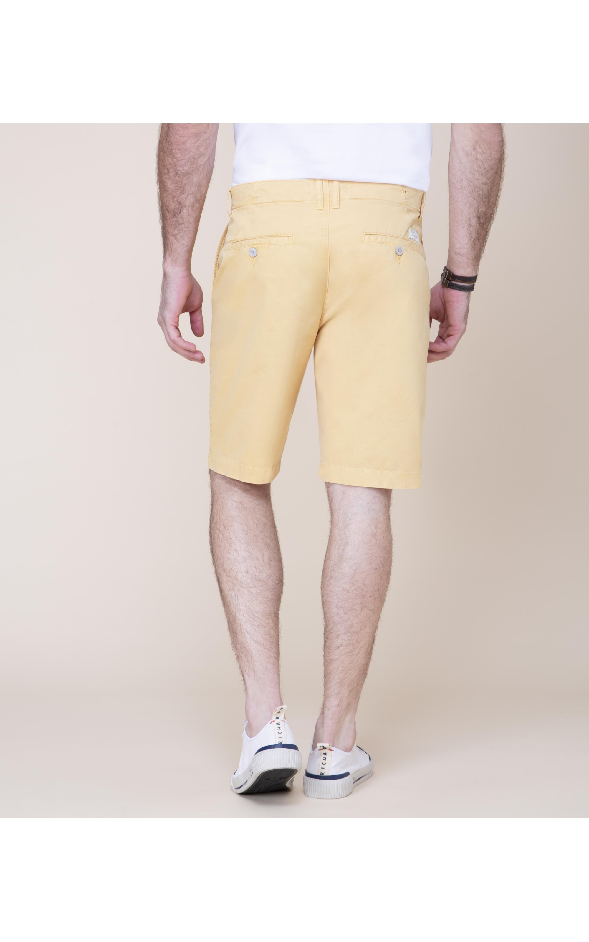Bermuda Chino Amarelo Claro _V22