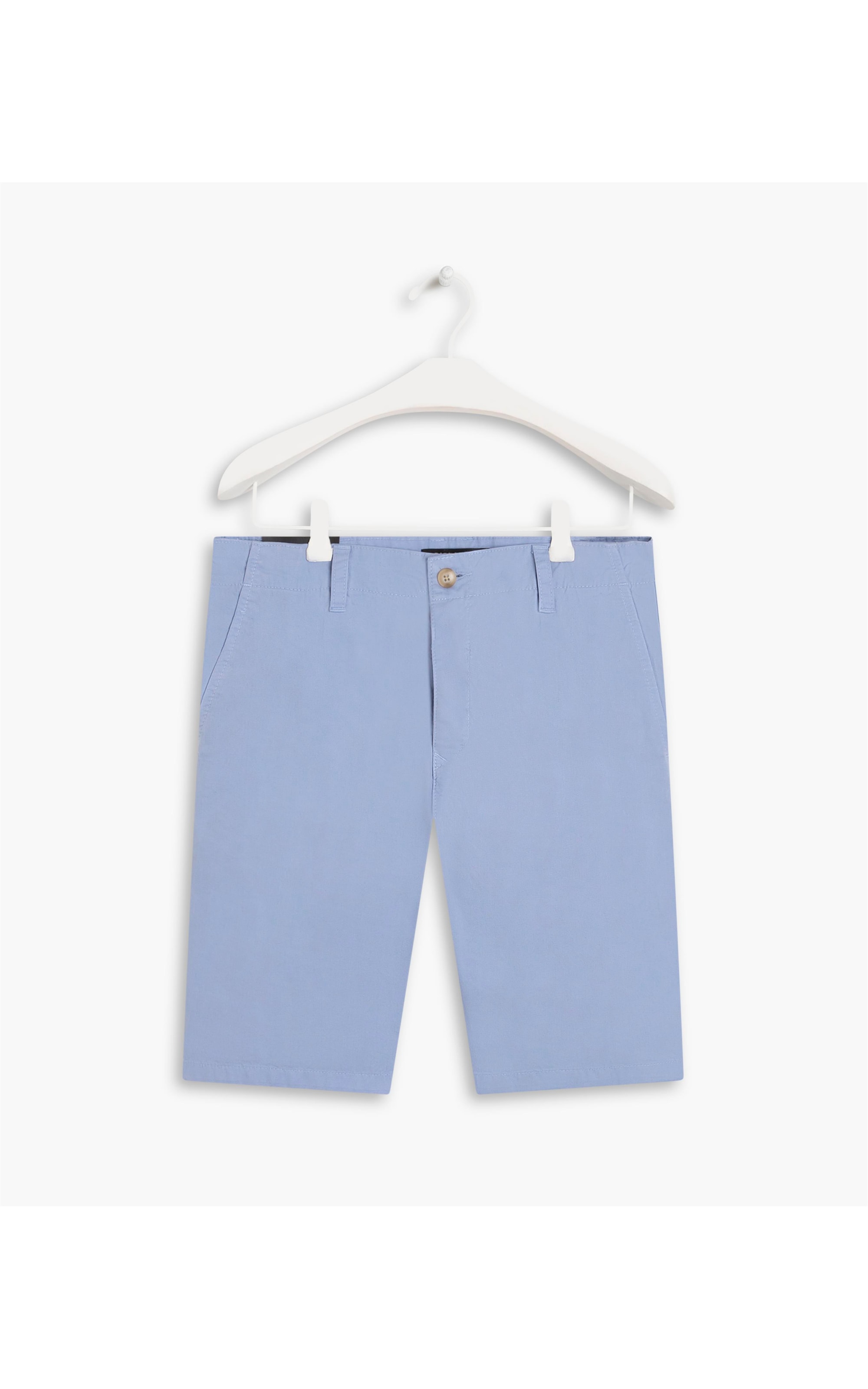 Bermuda Chino Con Azul Claro