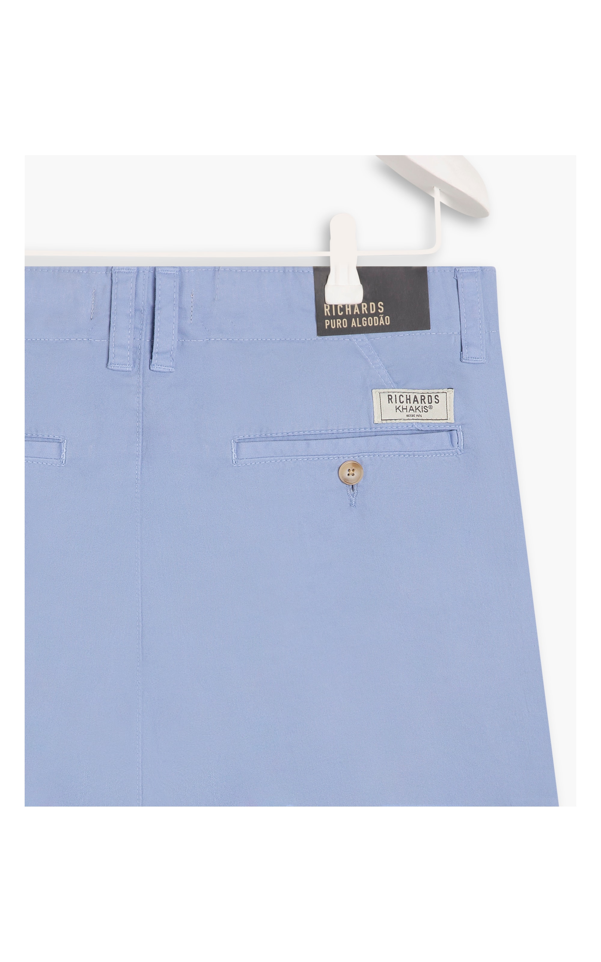 Bermuda Chino Con Azul Claro