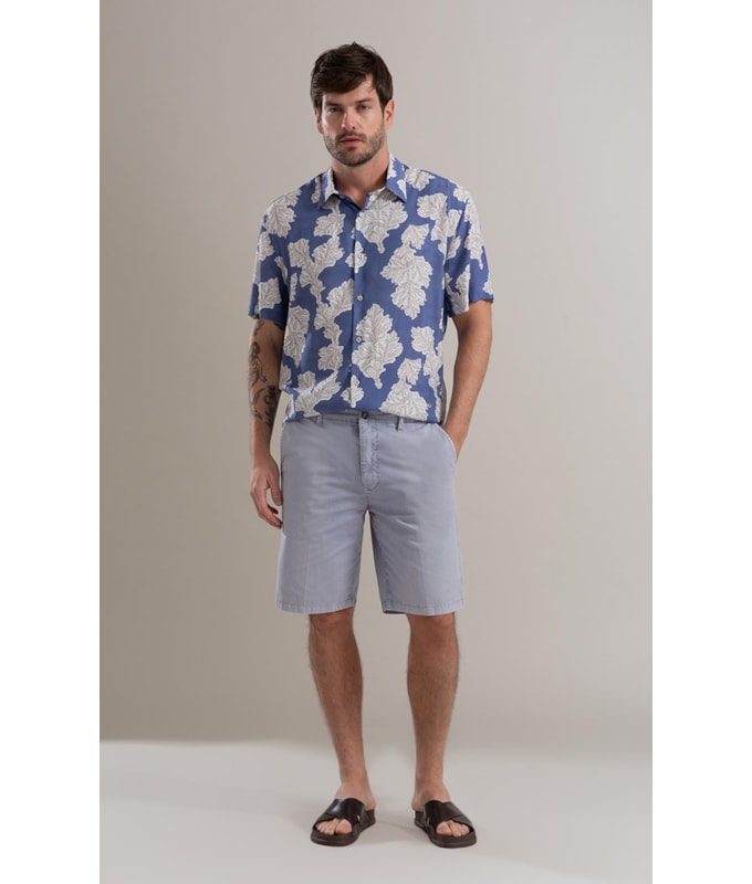 Bermuda Chino Con Azul Claro