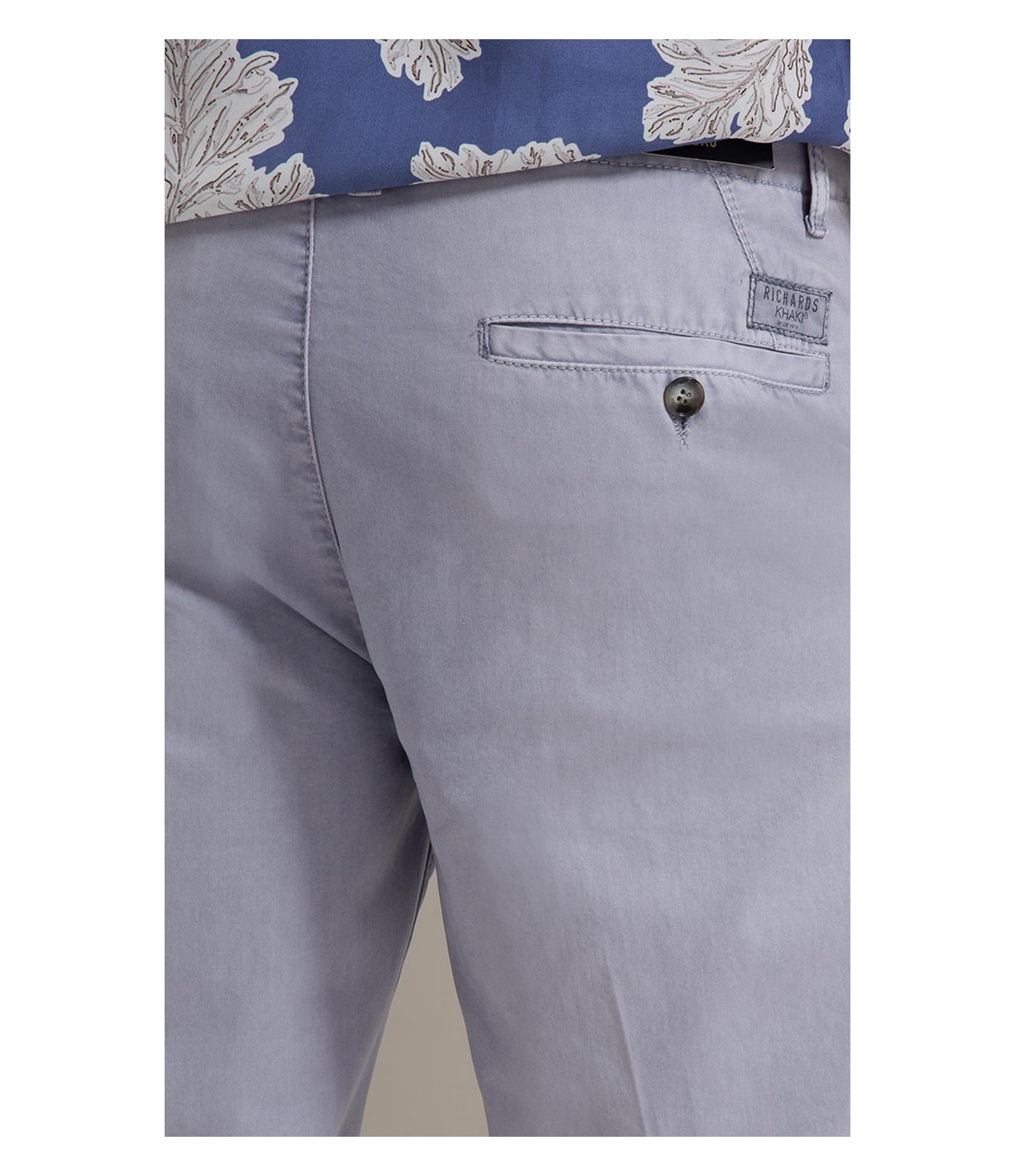 Bermuda Chino Con Azul Claro