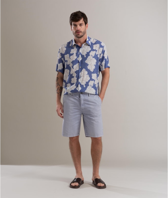 Bermuda Chino Con Azul Claro