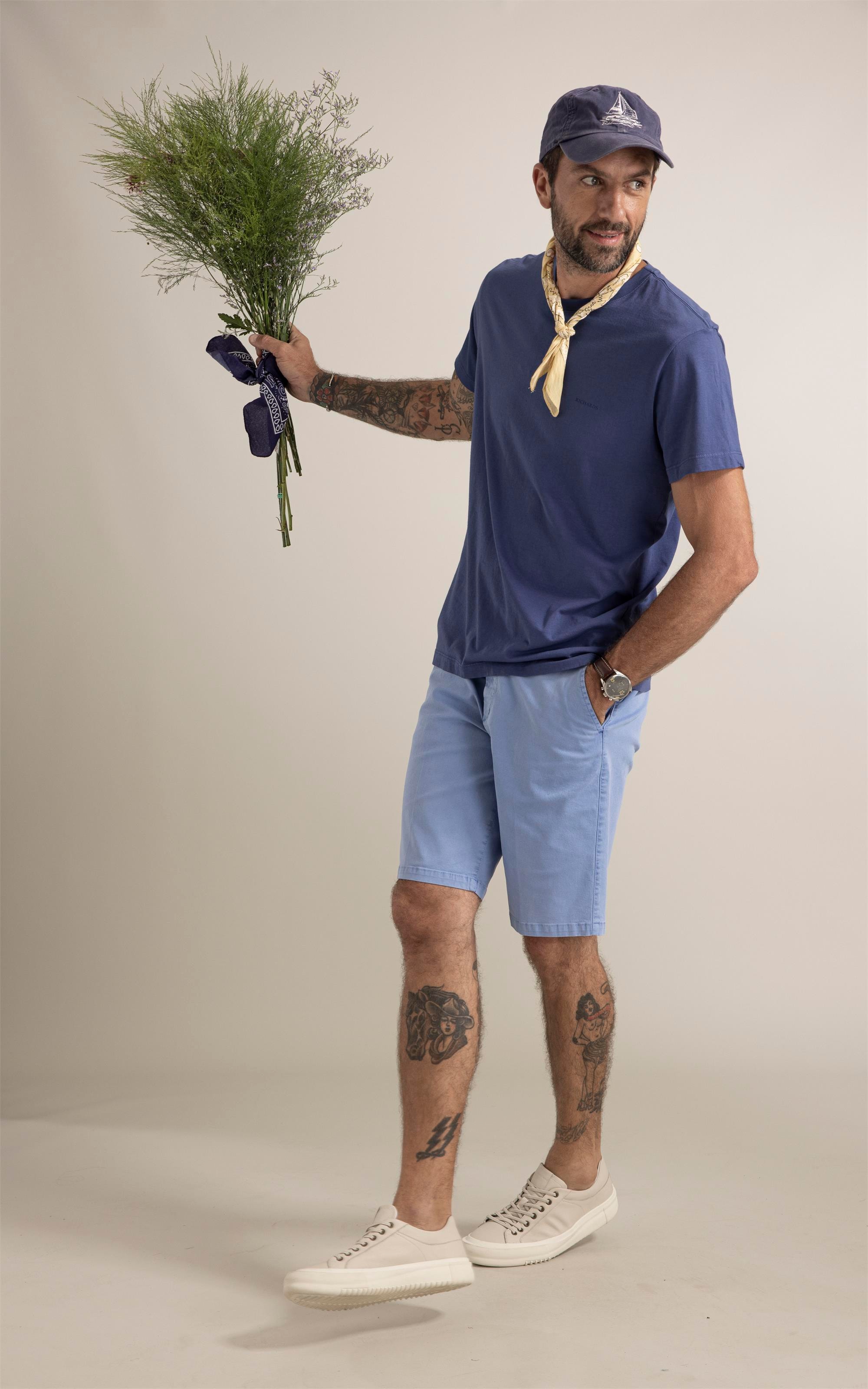 Bermuda Chino Con Azul Medio