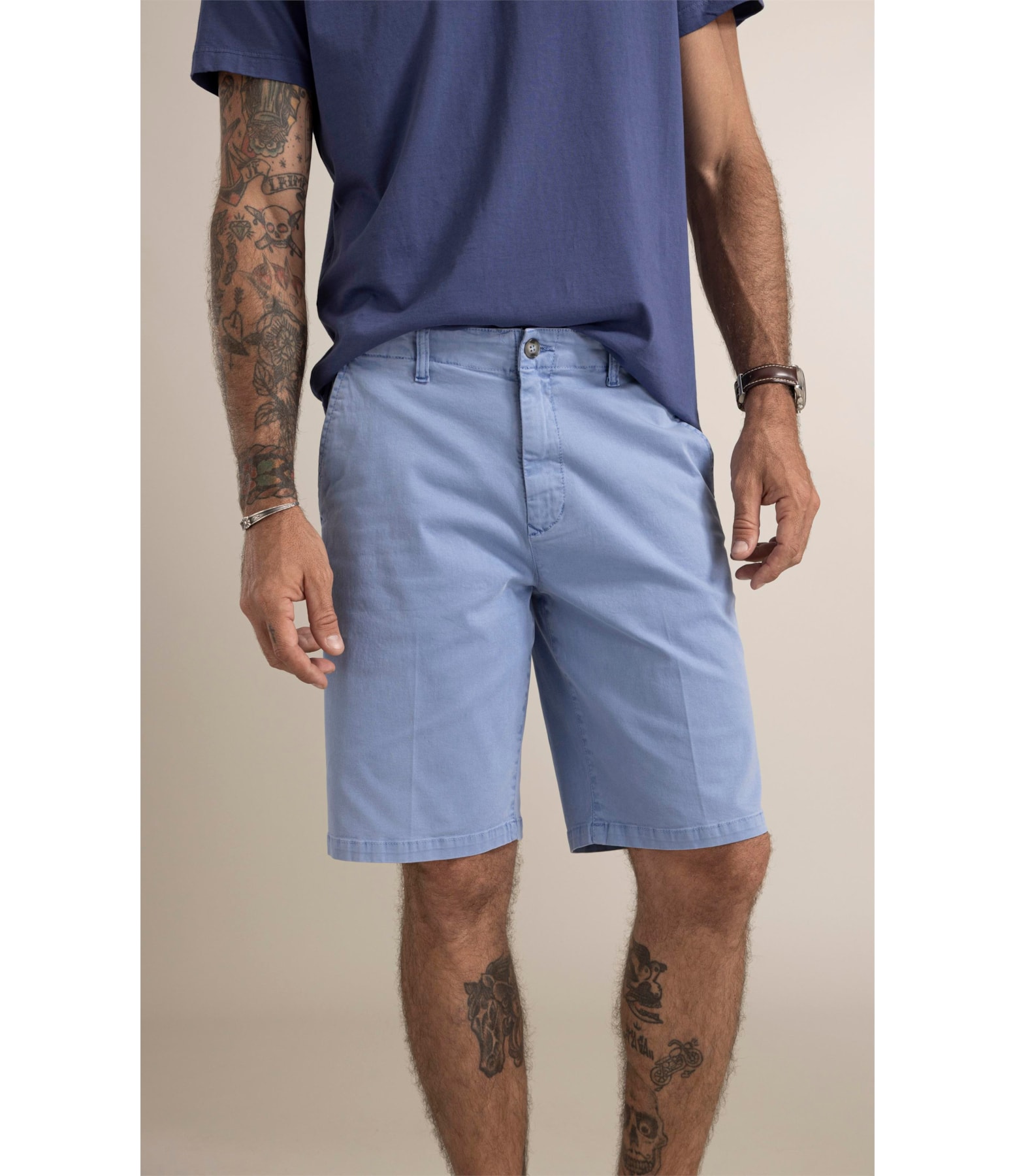 Bermuda Chino Con Azul Medio