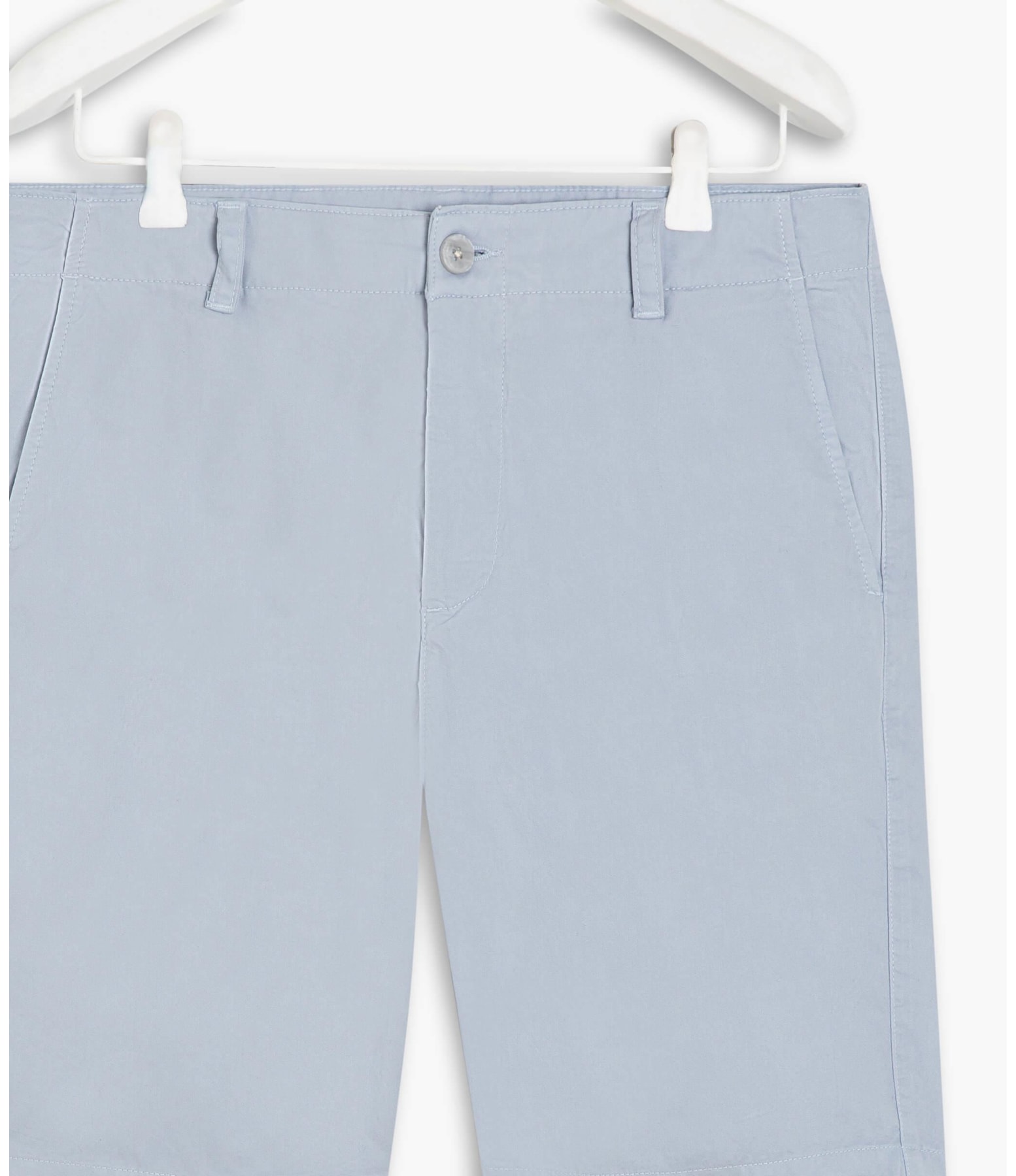 Bermuda Chino Con Azul Seco