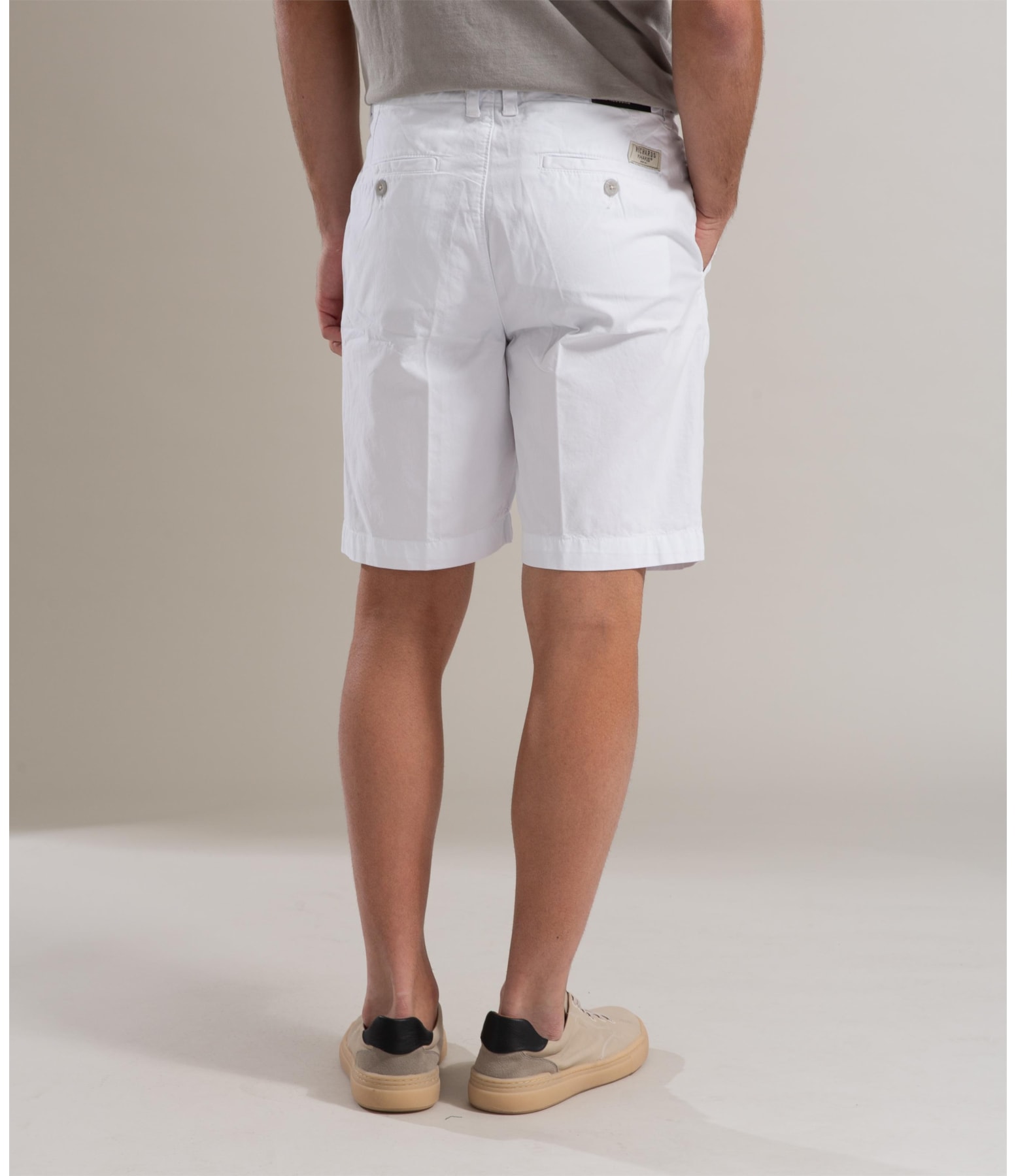 Bermuda Chino Con Branco