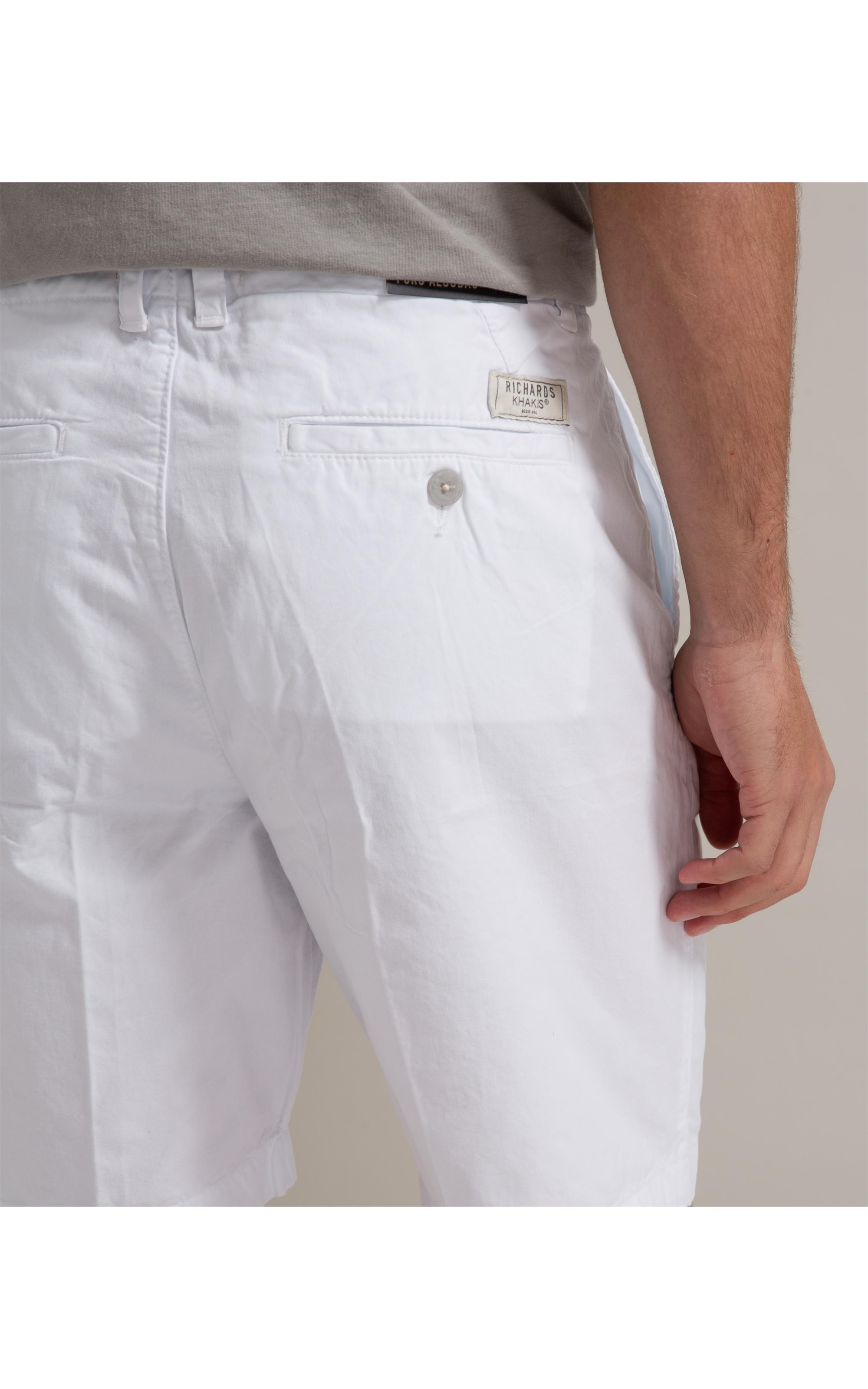Bermuda Chino Con Branco