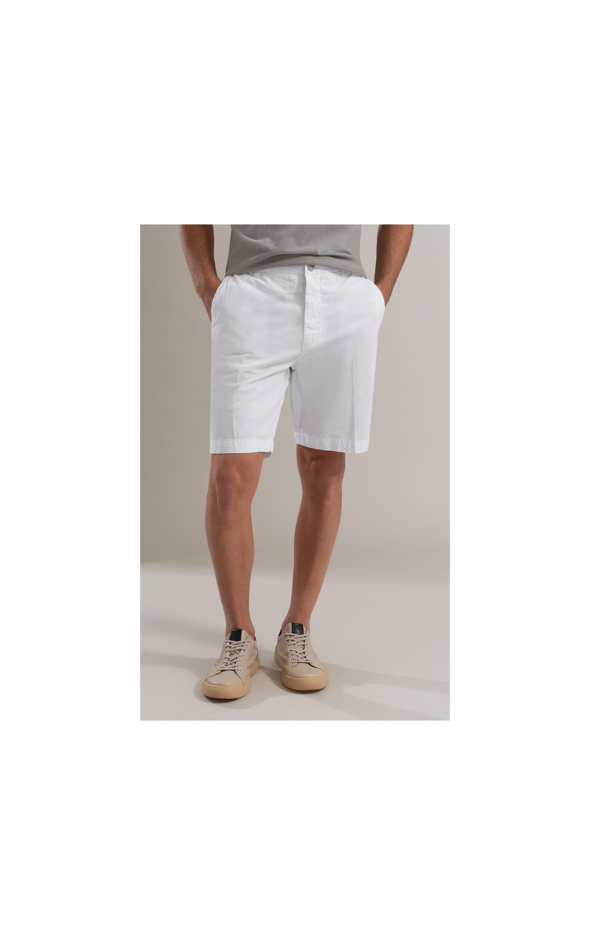 Bermuda Chino Con Branco