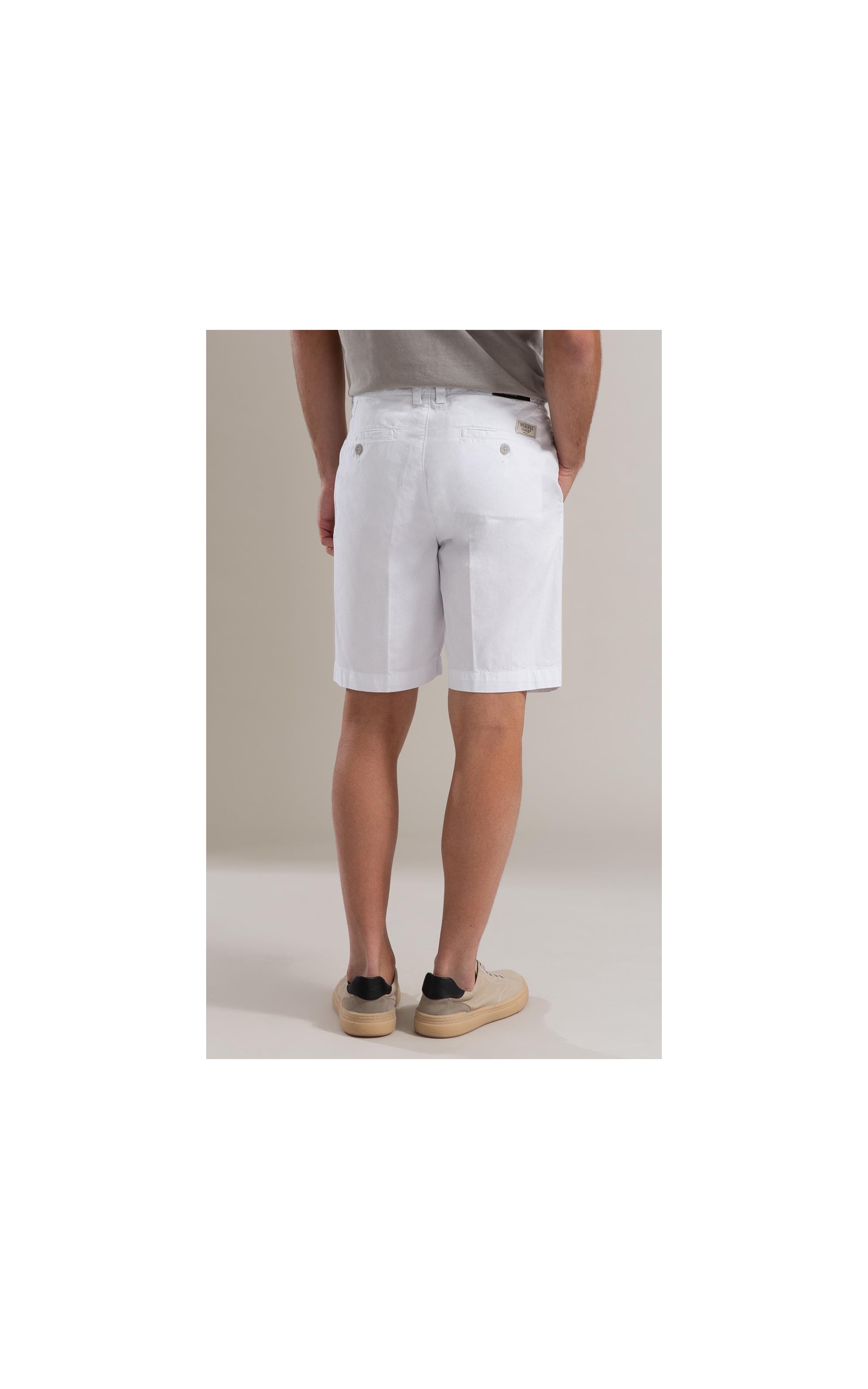 Bermuda Chino Con Branco