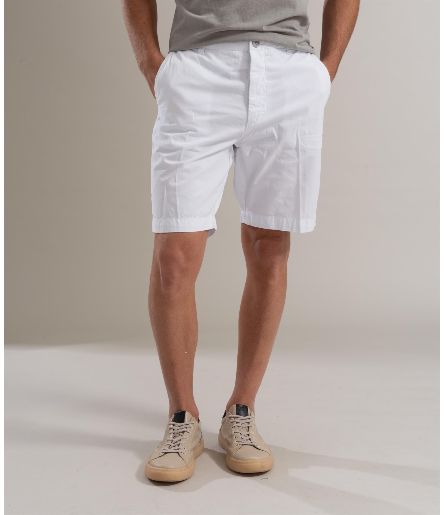 Bermuda Chino Con Branco