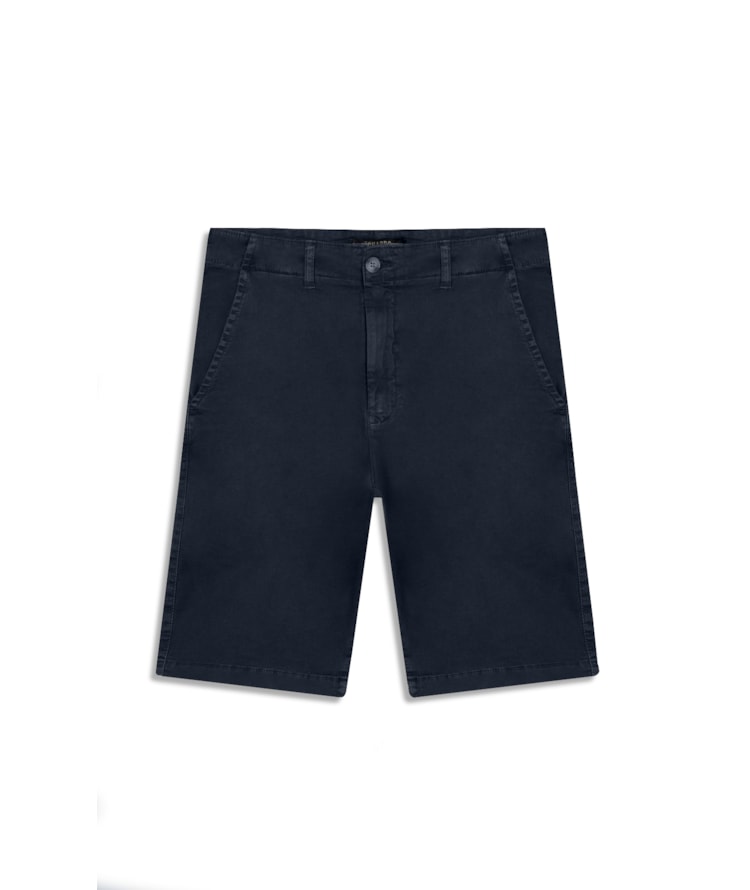 Bermuda Chino Con Carbono