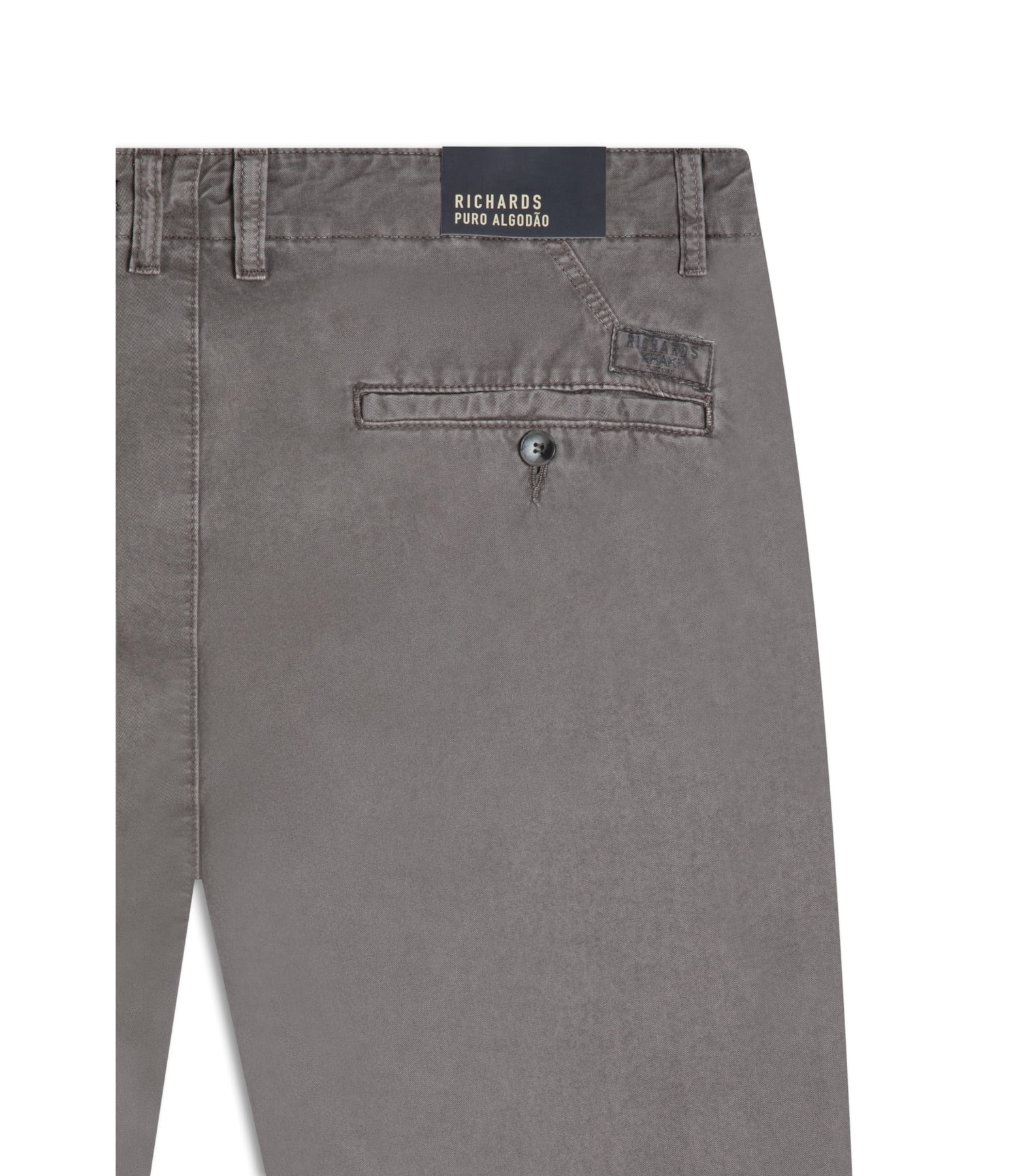Bermuda Chino Con Castor