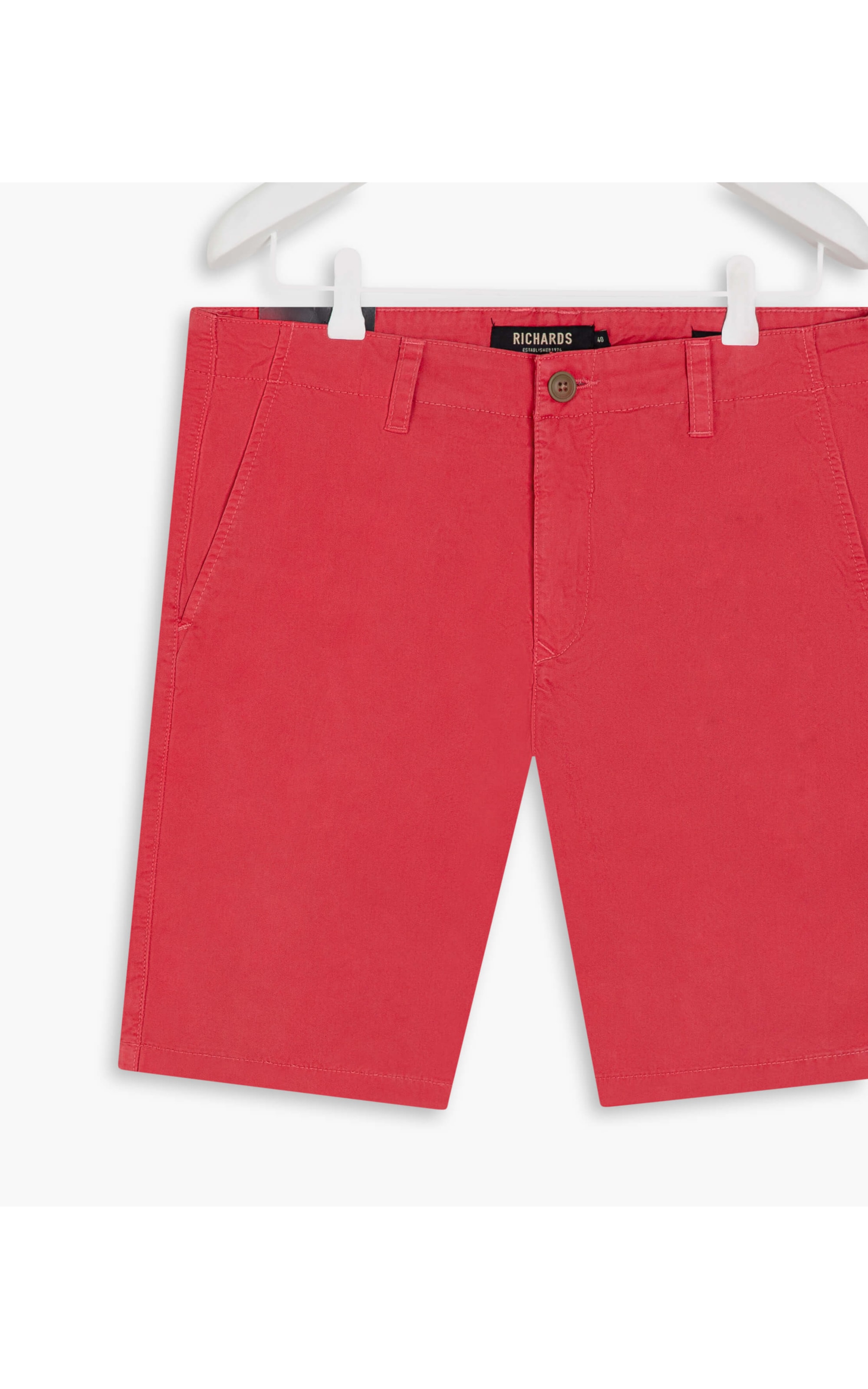 Bermuda Chino Con Framboesa