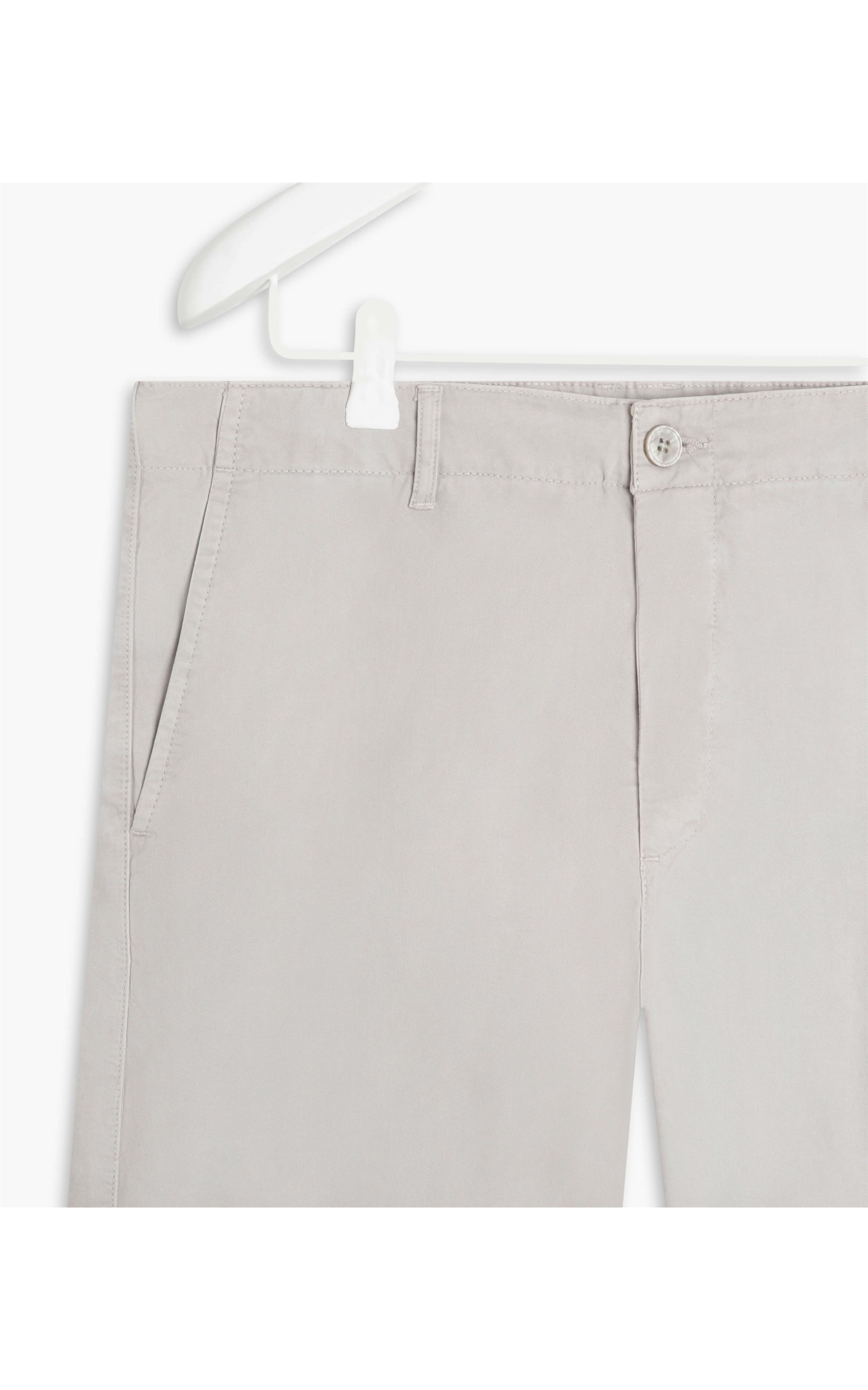 Bermuda Chino Con Gelo