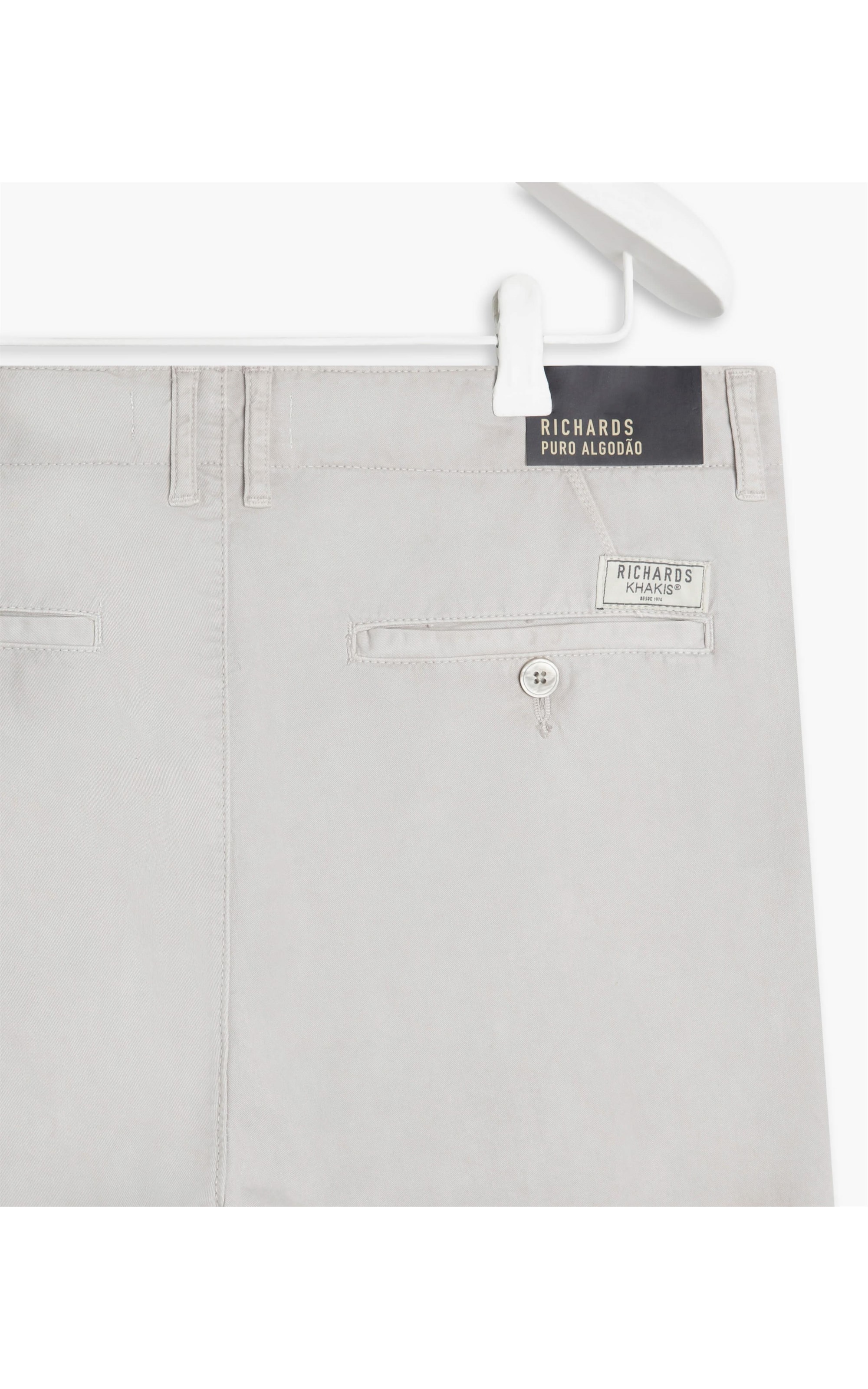 Bermuda Chino Con Gelo