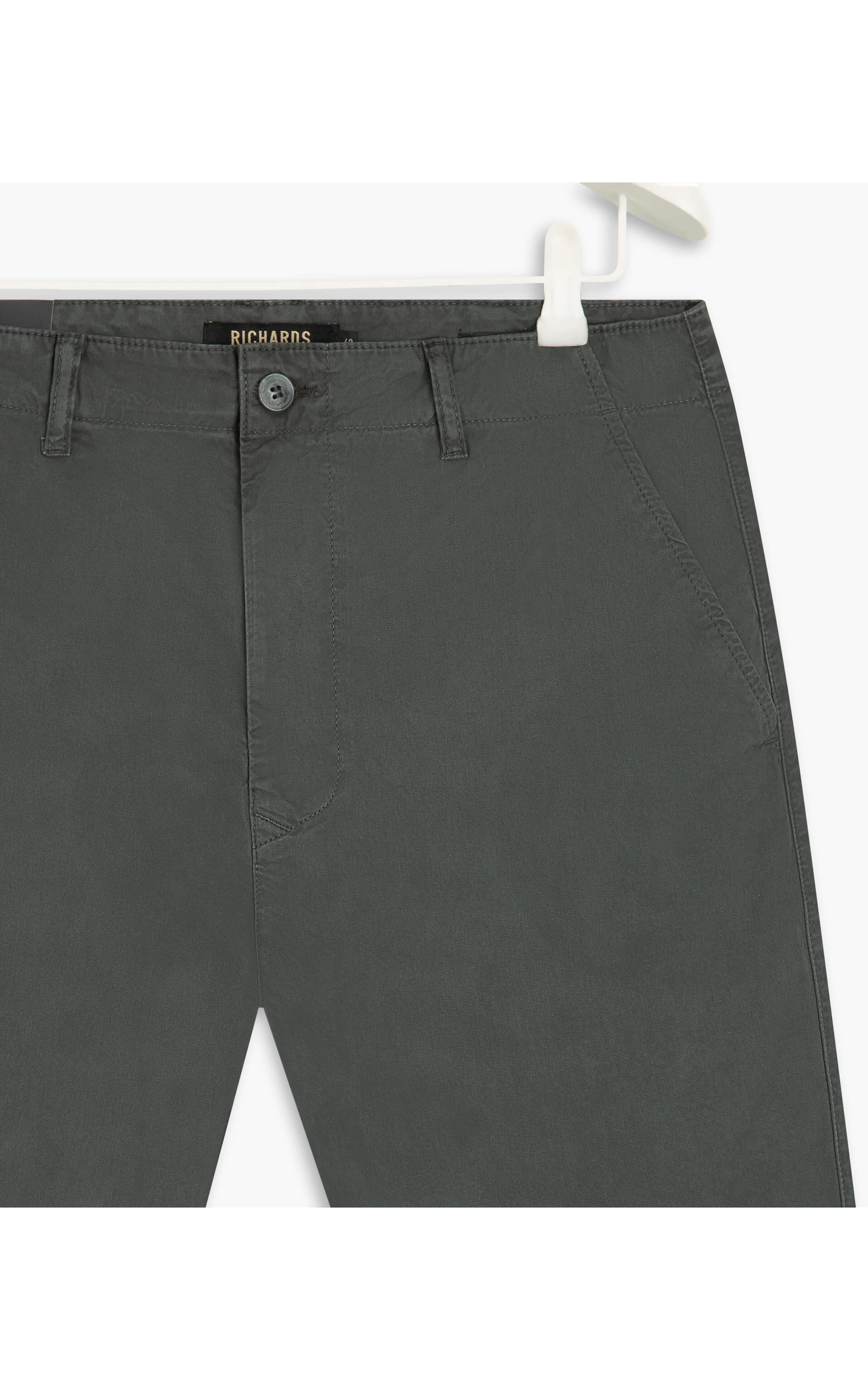 Bermuda Chino Con Grafite