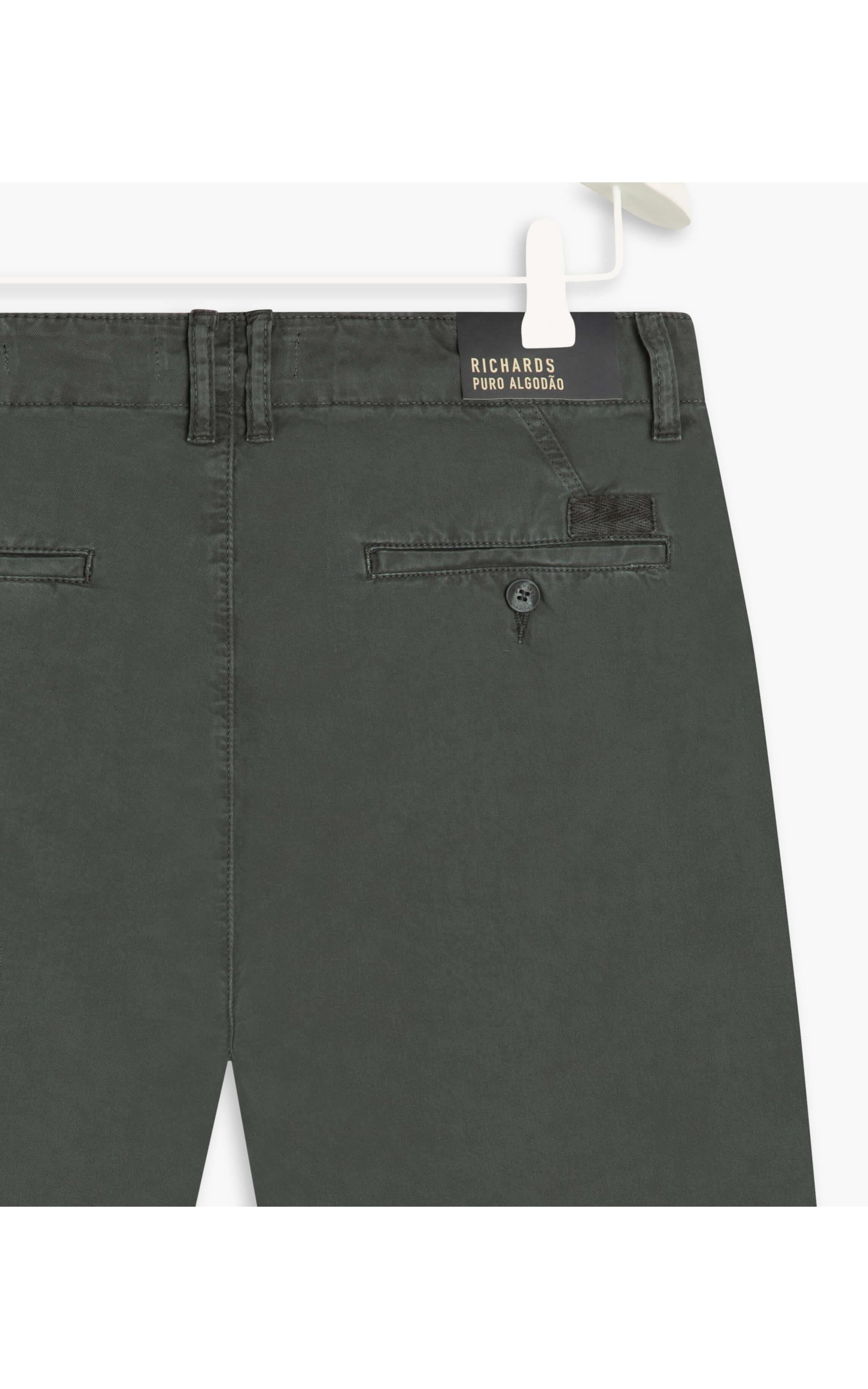 Bermuda Chino Con Grafite